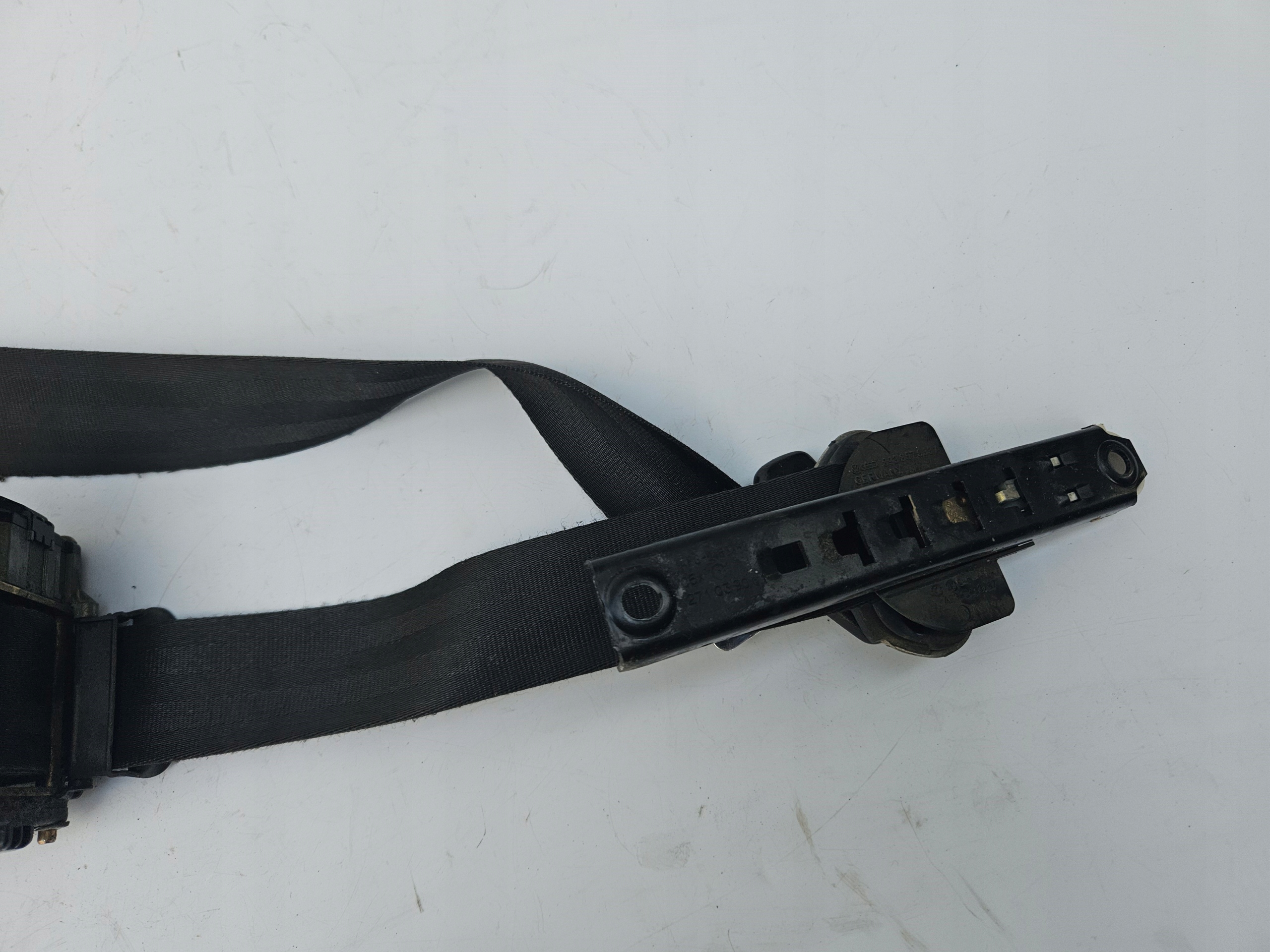 tension belt safety left front front AUDI V8 D11 PROCON-TEN black