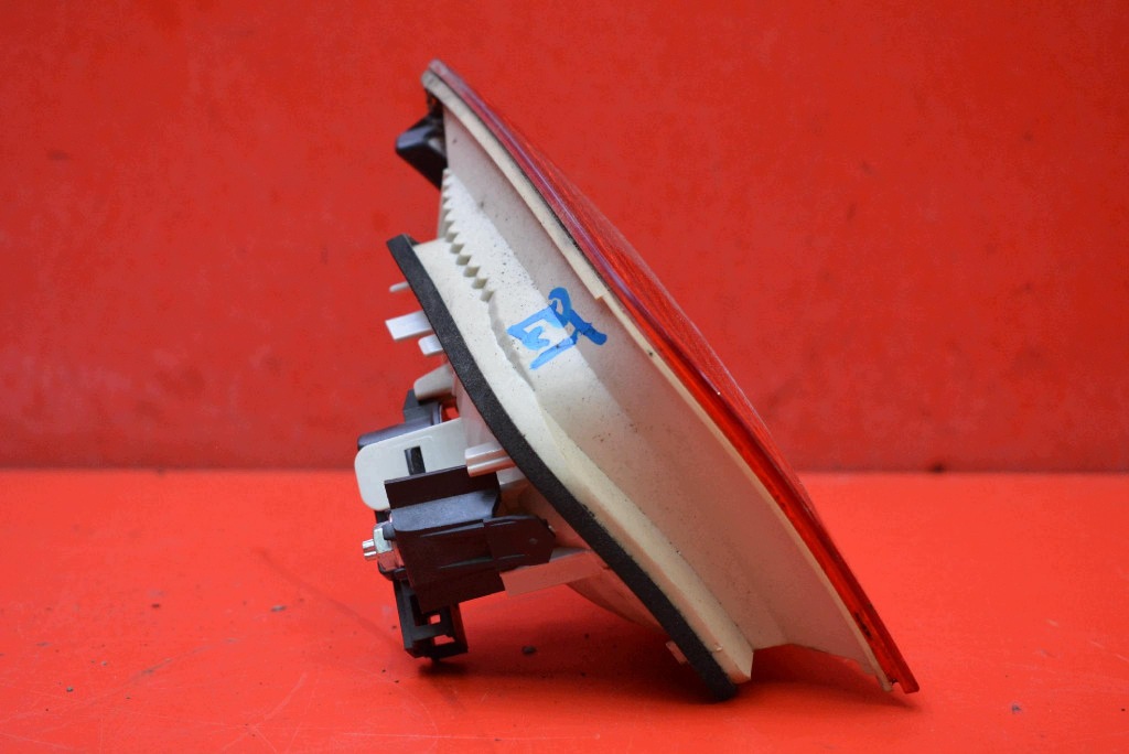 light right rear part rear 8E5945094A AUDI A4 B7 sedan 04-08