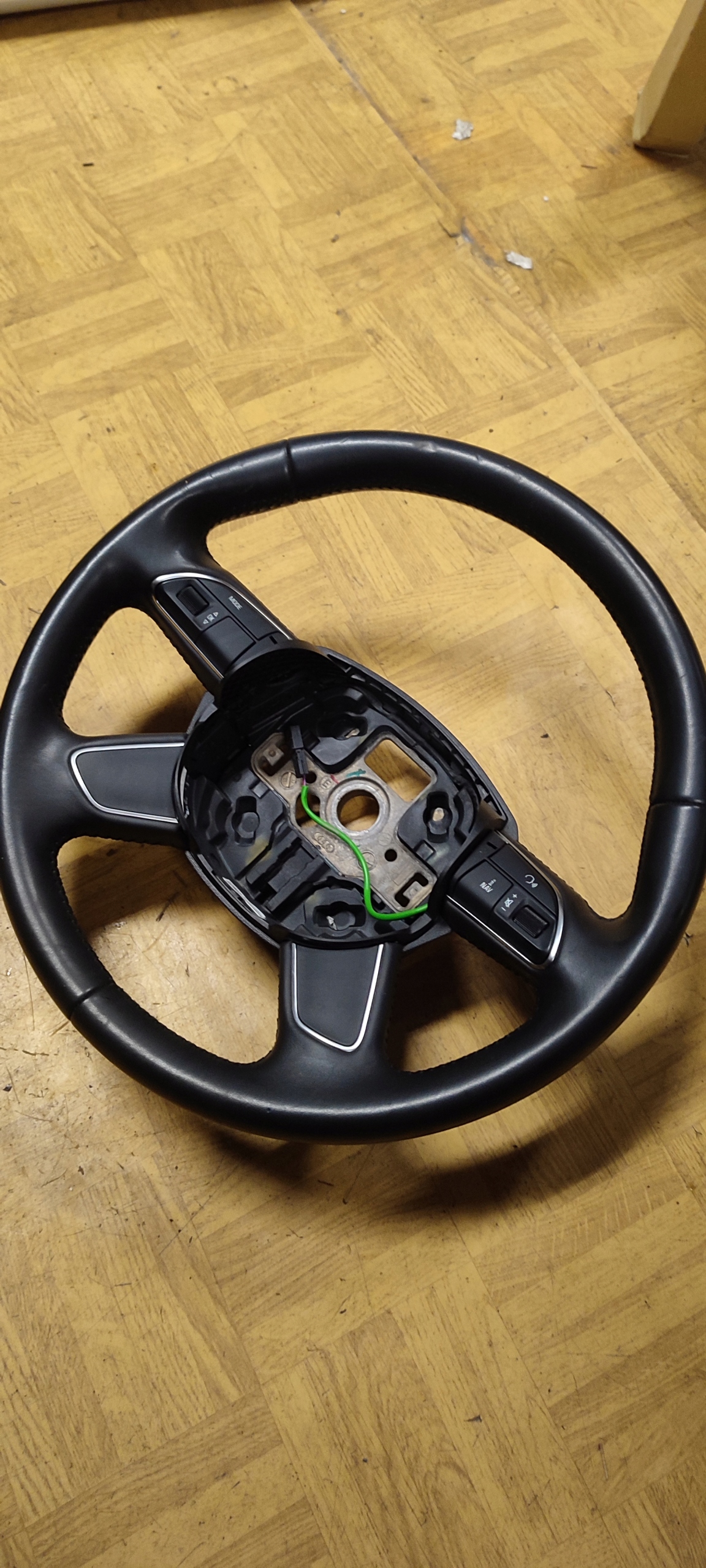 LENKRAD MULTI LEDER AUDI A4 B8 LIFT 4L0419091AC