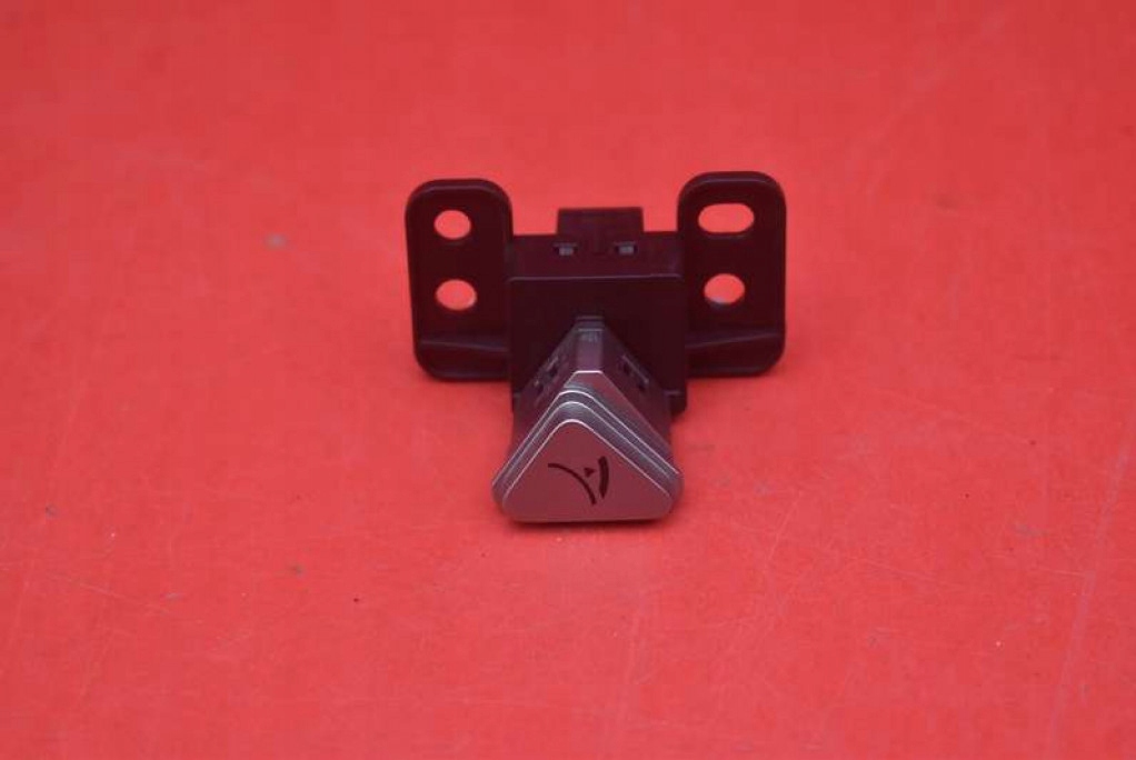 switch button of the opening passenger compartments 6008906-00-C TESLA MODEL S 12-20