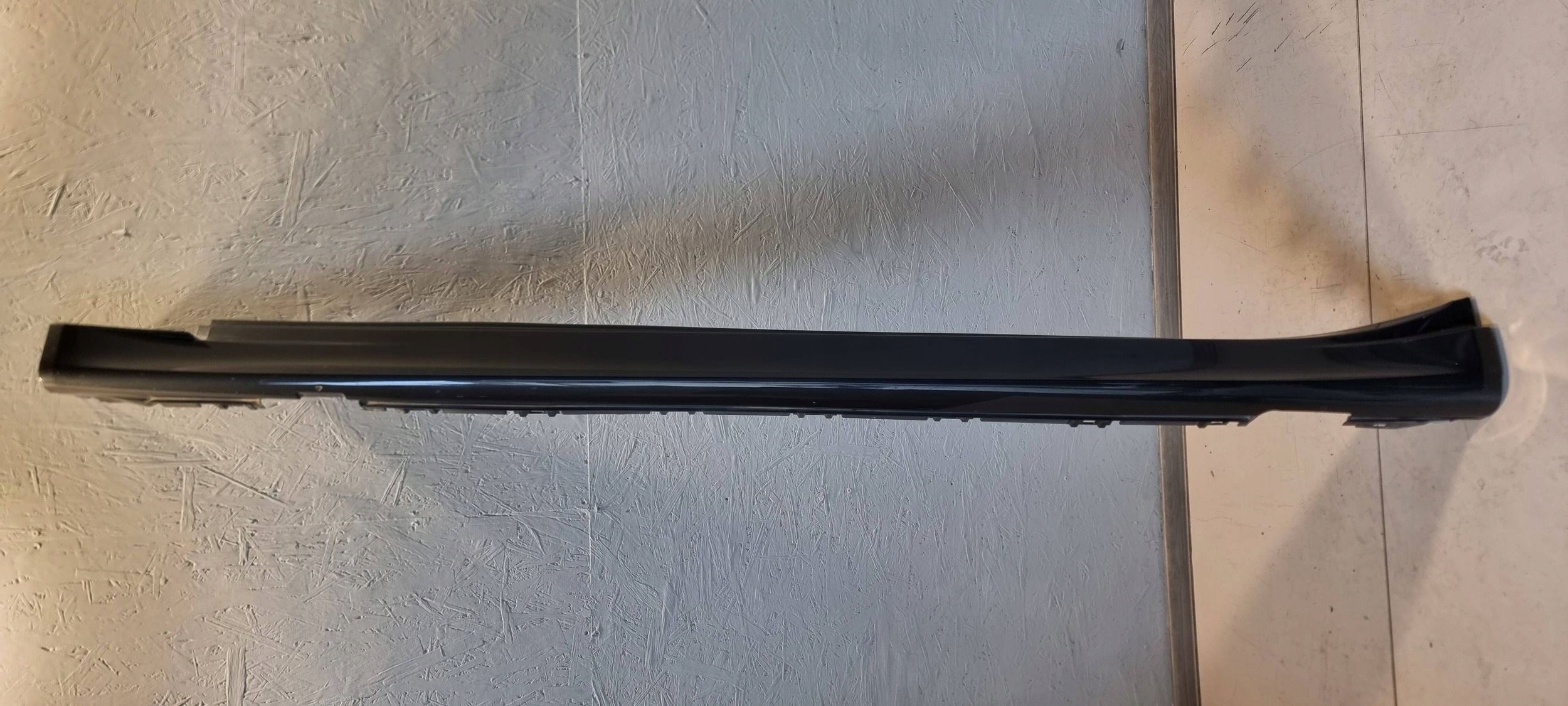 Audi e GT RS молдинг порога левый 4J3 4J3853855