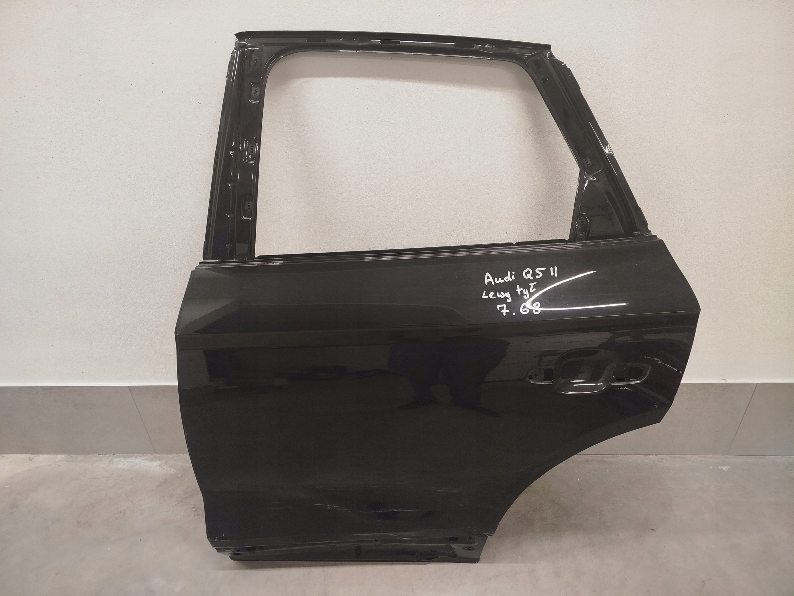 DRZWI TYL LEWE AUDI Q5 II Producent części Audi OE