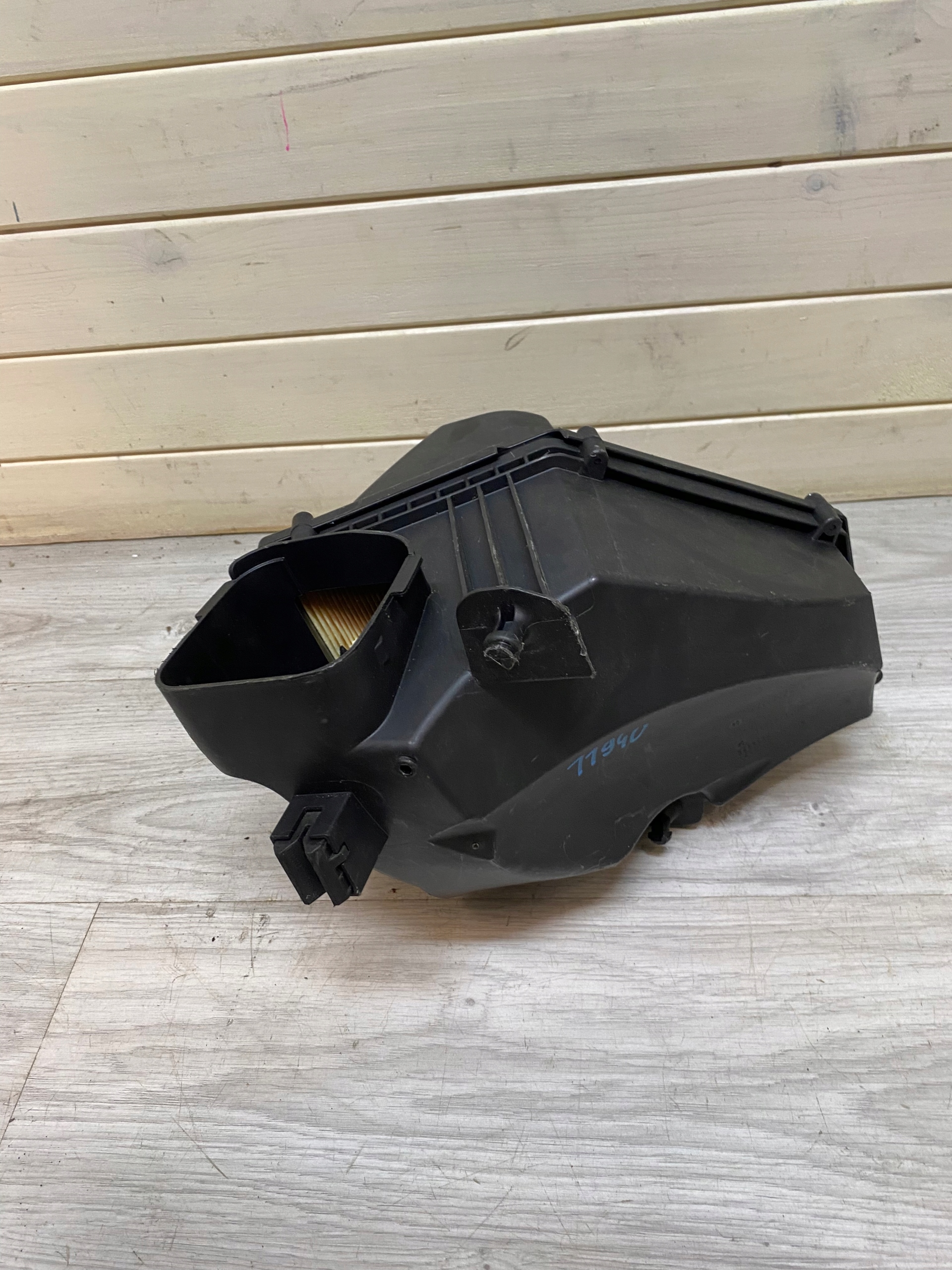 BMW 5 G30 G31 G12 G16 G15 FILTER luft 7934475