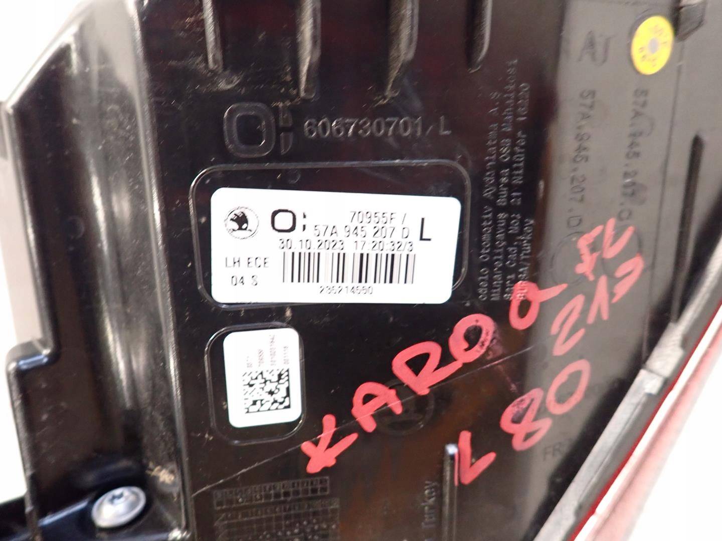 light rear part rear left SKODA KAROQ LIFT 2020- 57A945207D