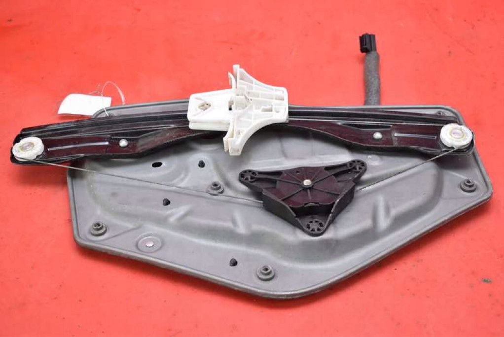 window regulator left rear part 8K0959811A SKODA SUPERB 2 II 08-15