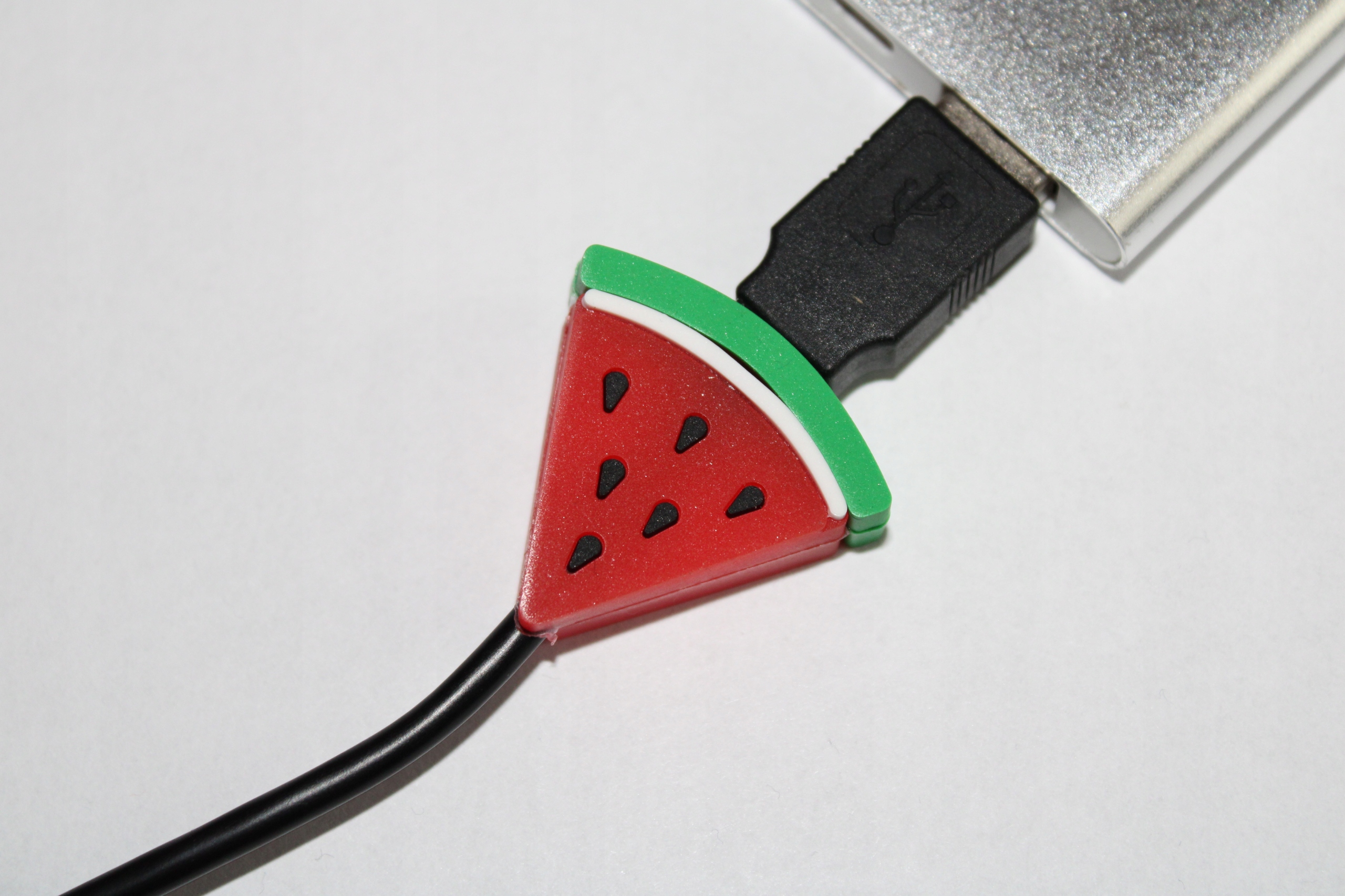 Osłona kabla ładowarki słuchawek owoc nowość HIT EAN (GTIN) 8265716851373