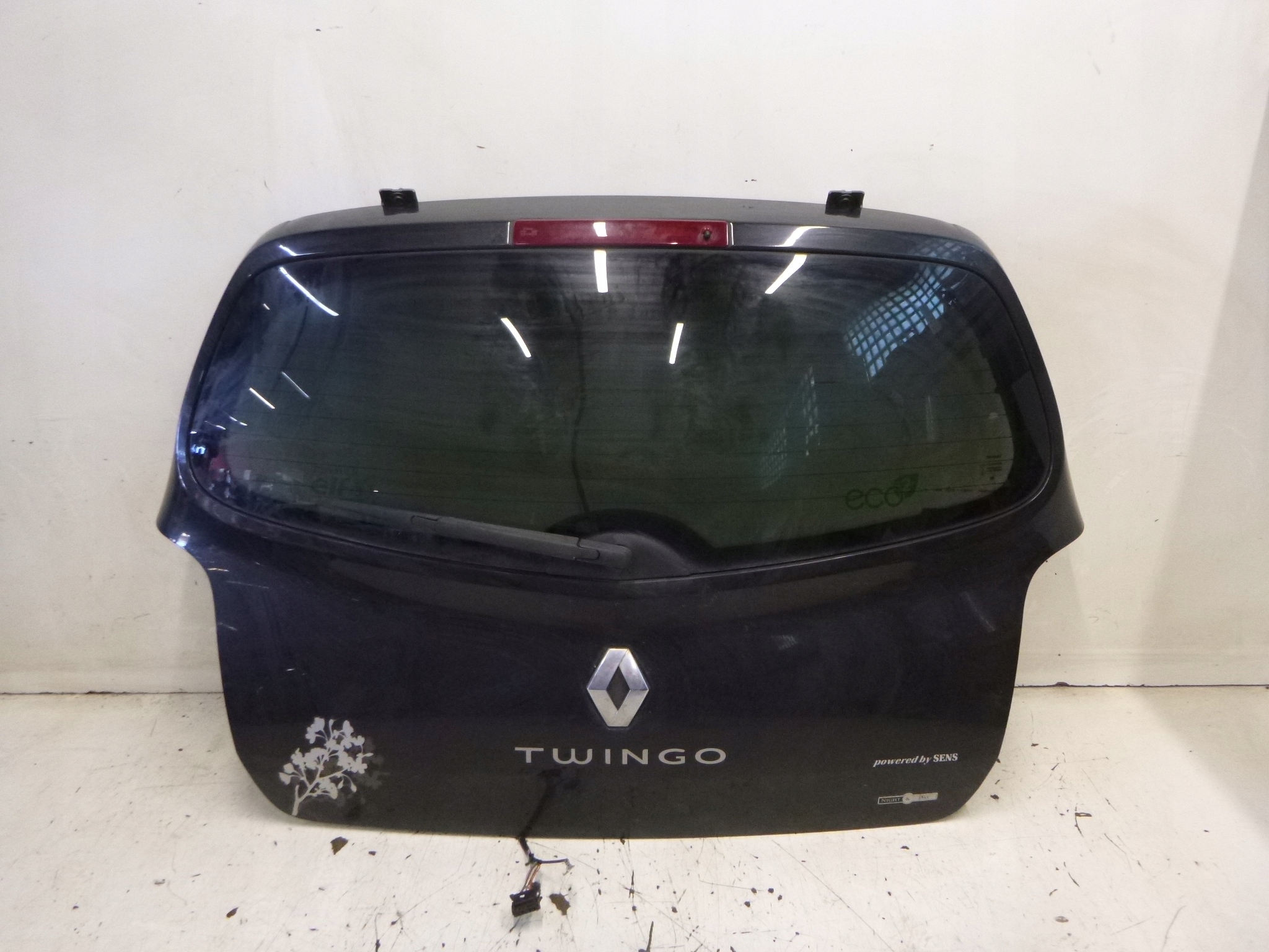 boot doors Renault Twingo II NV676 2011r.