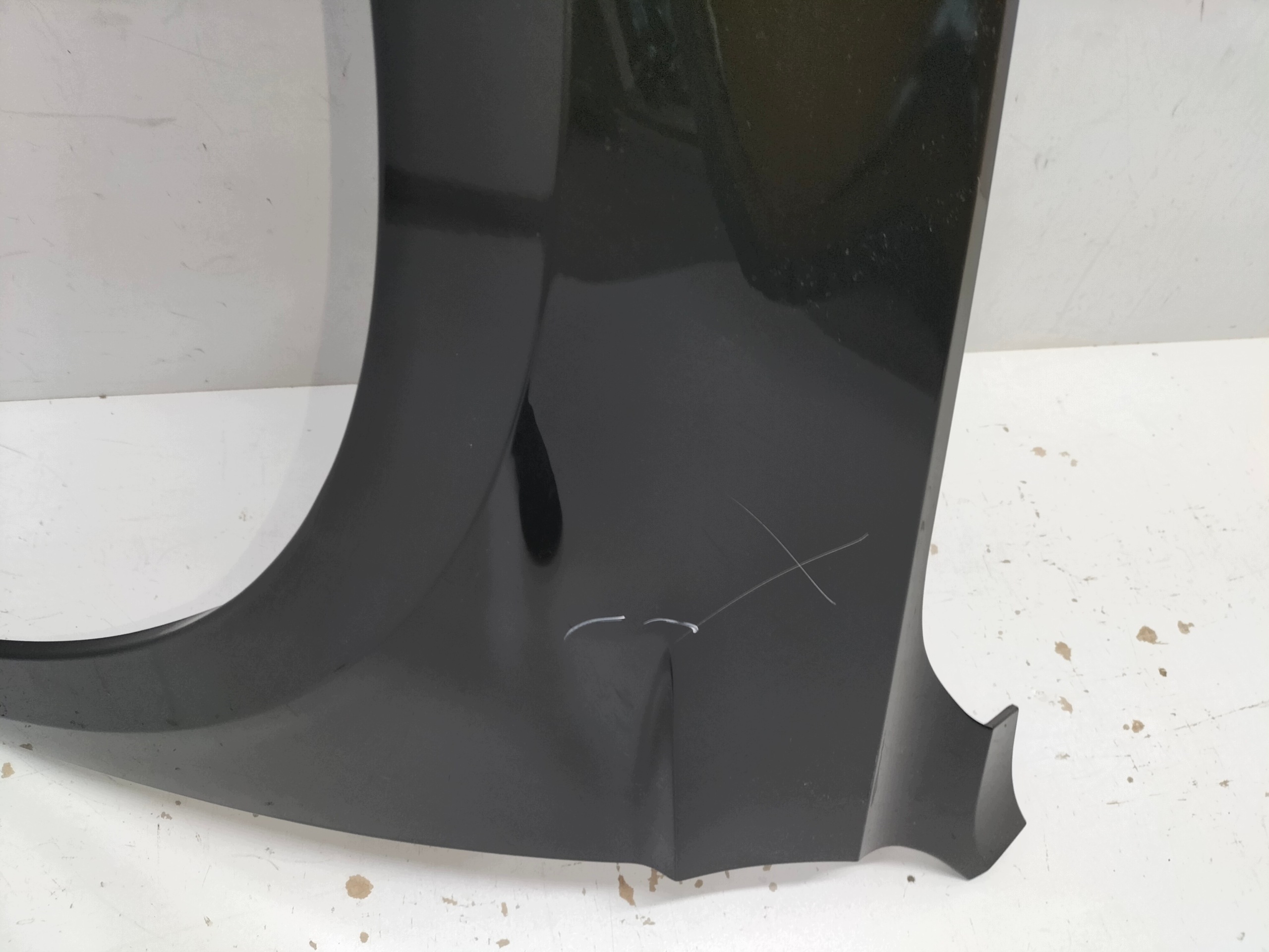 fender front front left VW PASSAT B8 14