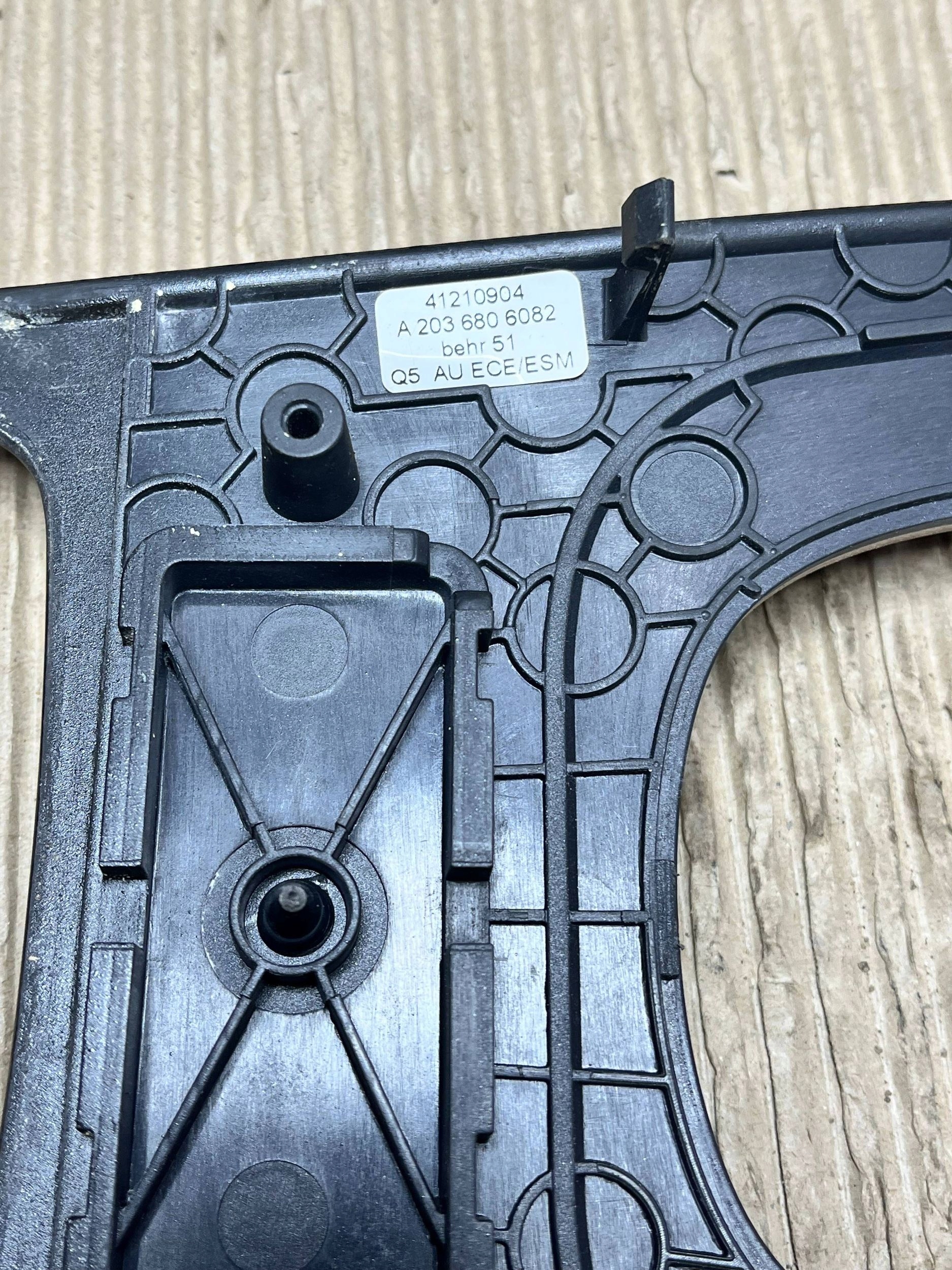 frame cover tunelu Mercedes-Benz C W203 2036806082