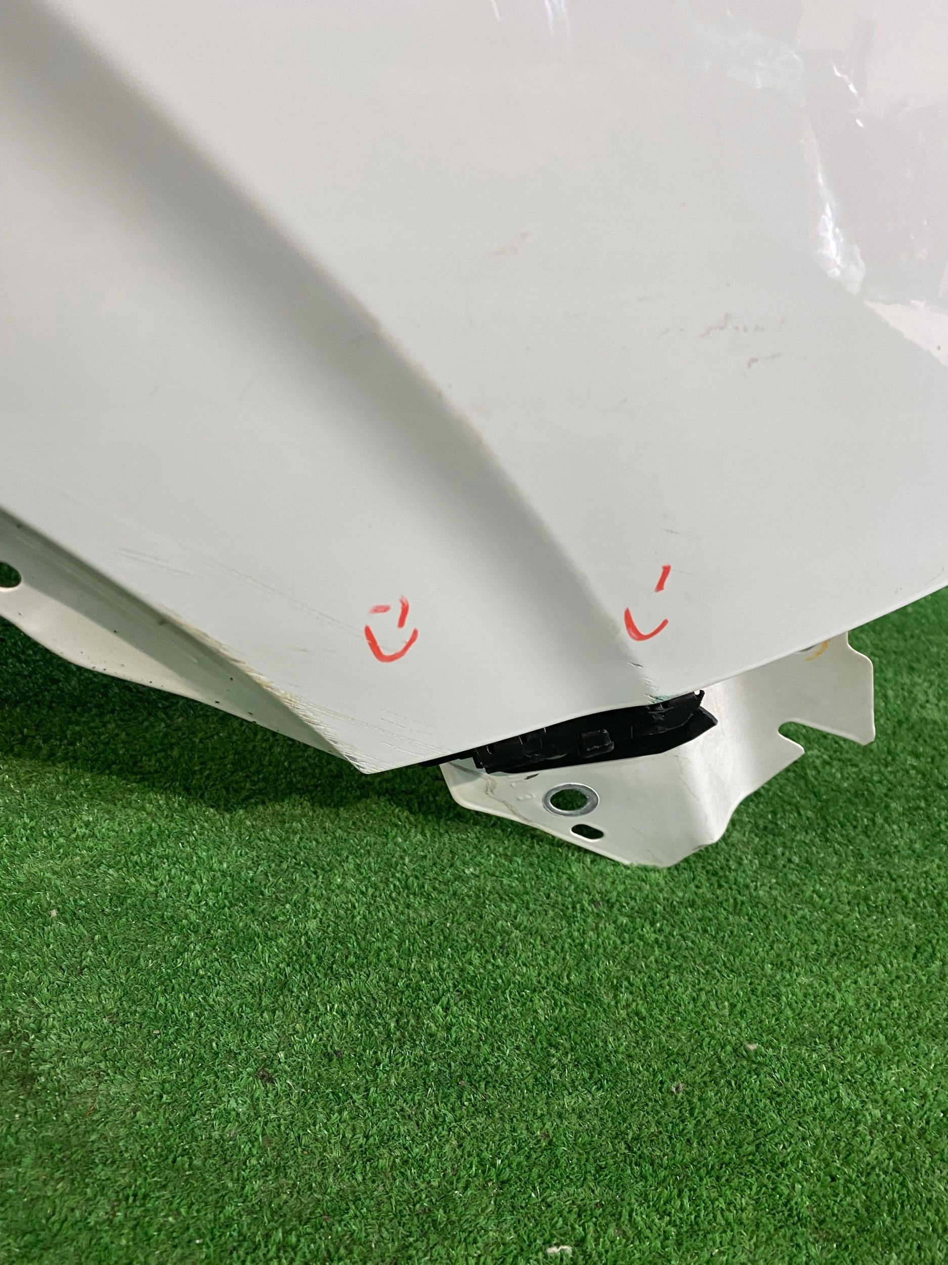 fender front right front RENAULT KADJAR 16