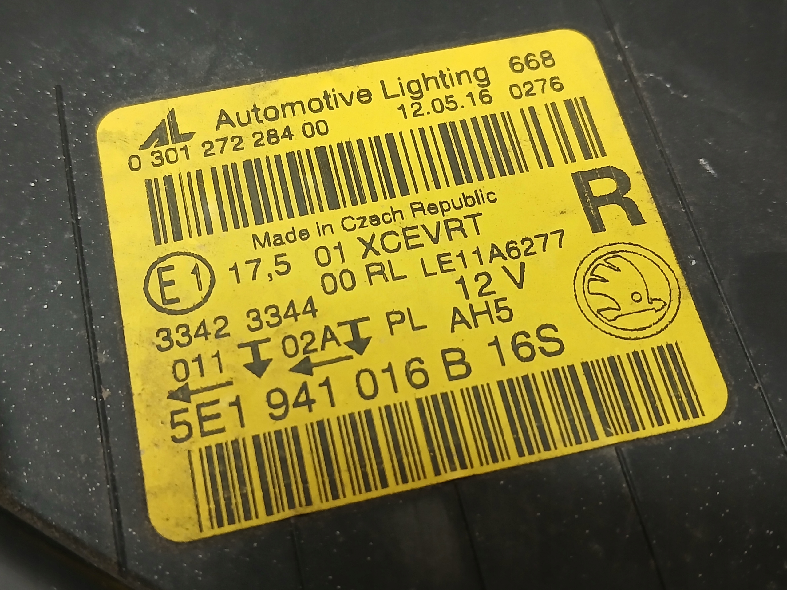 light front right SKODA OCTAVIA III 3 13-17 XENON LED 5E1941016B