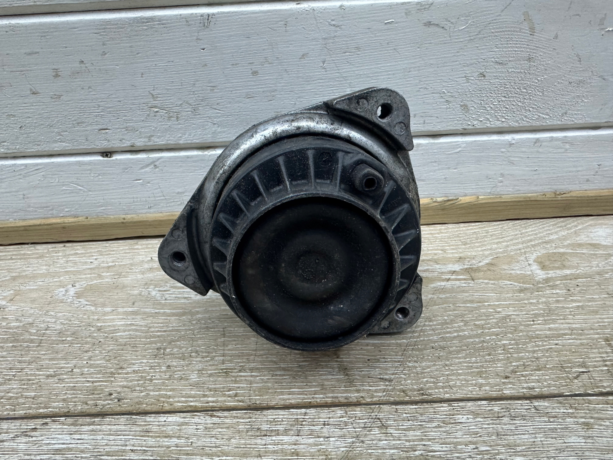 airbag below engine BMW 5 G60 G61 7 G70