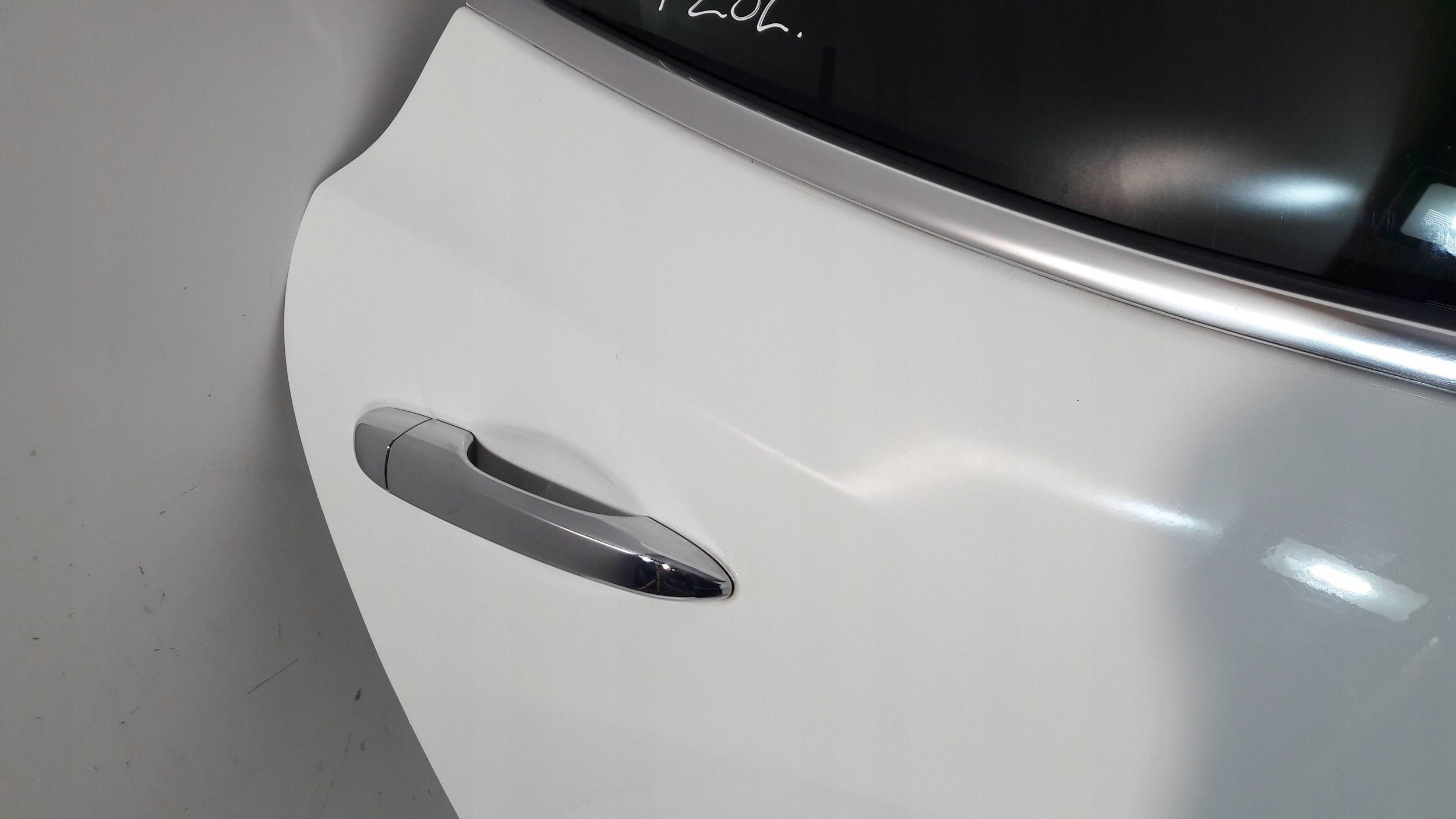 Maserati Ghibli Tür hinten