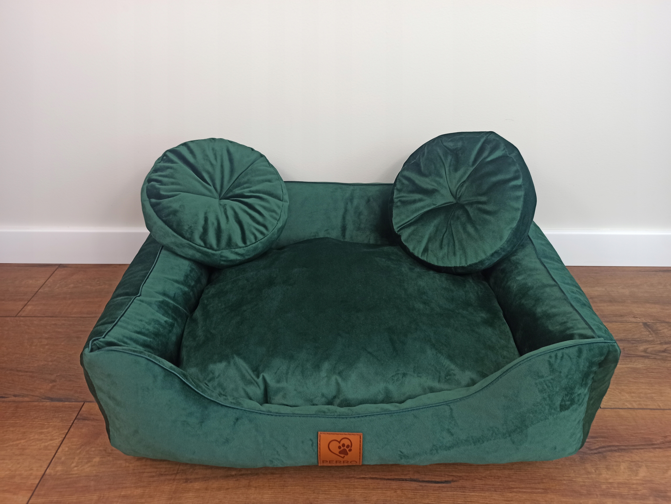 Levně Pelíšek Pohovka Kotec Ideální pro Francouzský Buldoček Od Perro Zelená