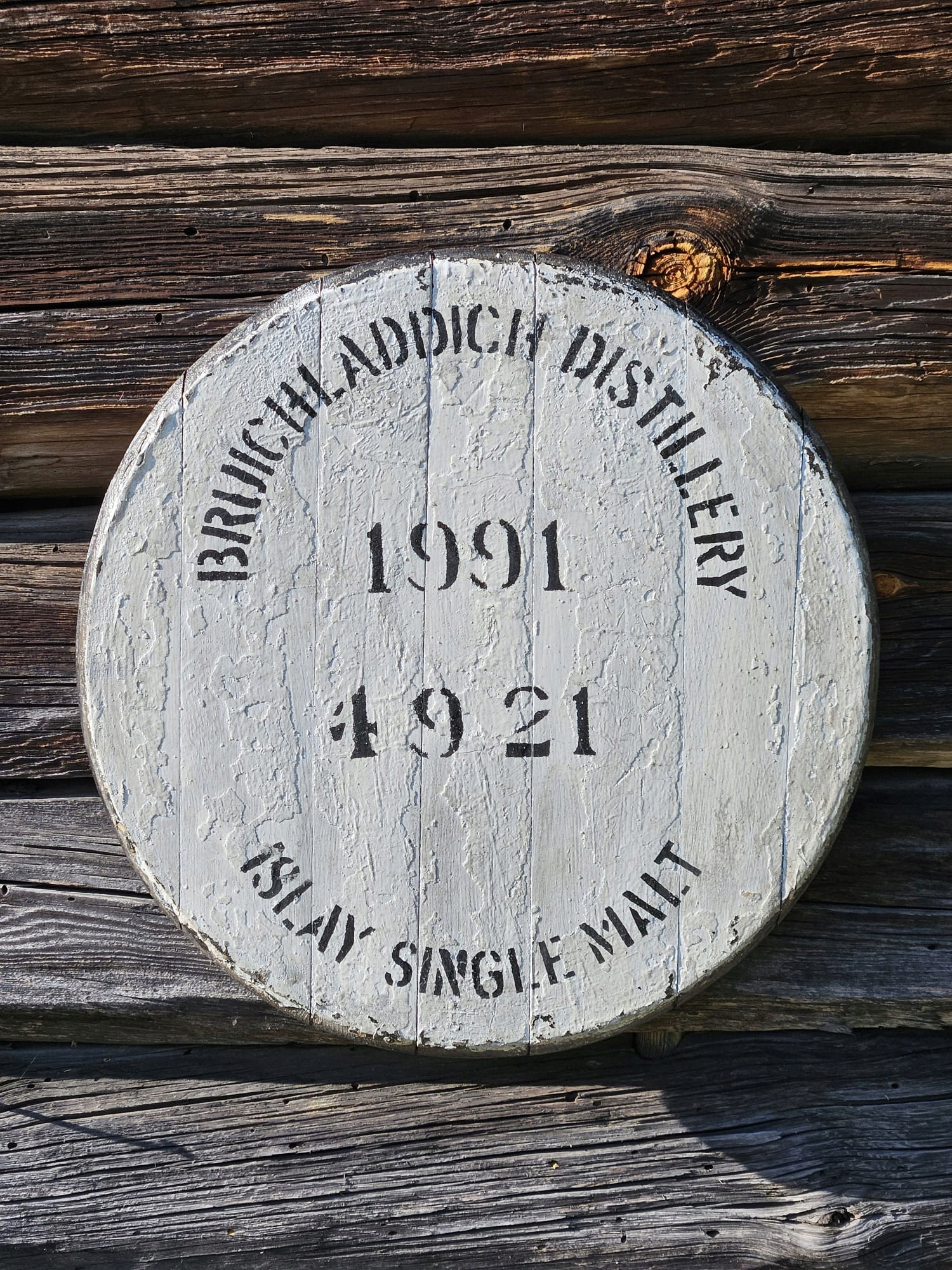 Dekiel z sudu na skotskou whisky Bruichladdich 1991 Bílý