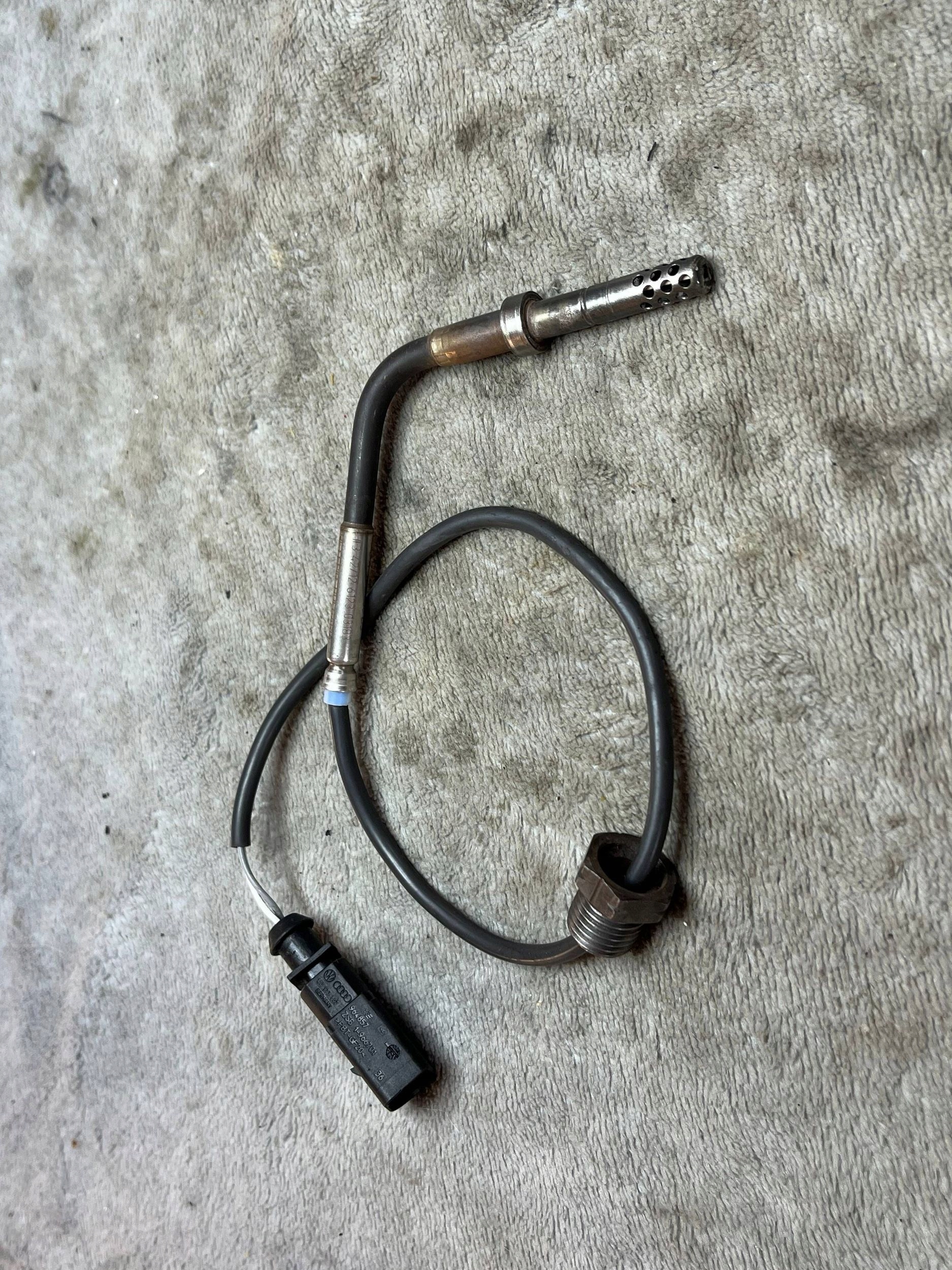 Sensor Gase Audi A4 A5 A6 A8 059906088BJ 3.0TDI !J