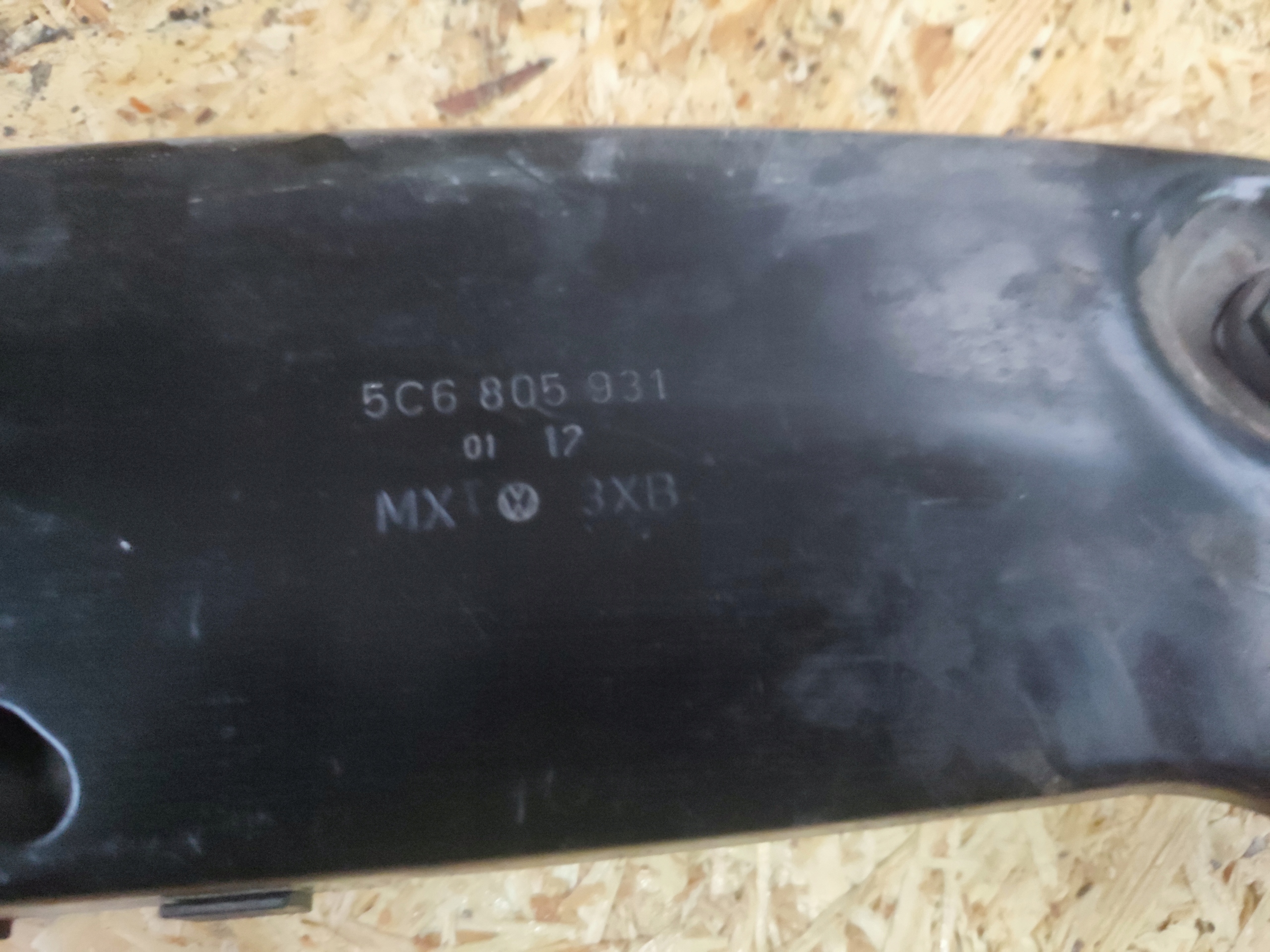pillar upper front side left Volkswagen Jetta VI 5C6805931