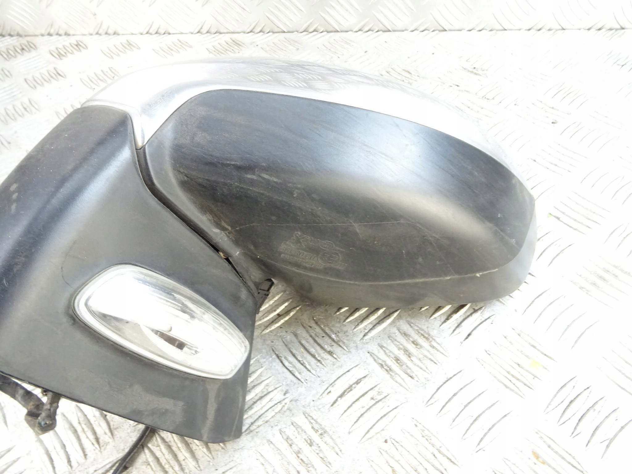 PEUGEOT 3008 mirror left CHROM 6 PIN UK