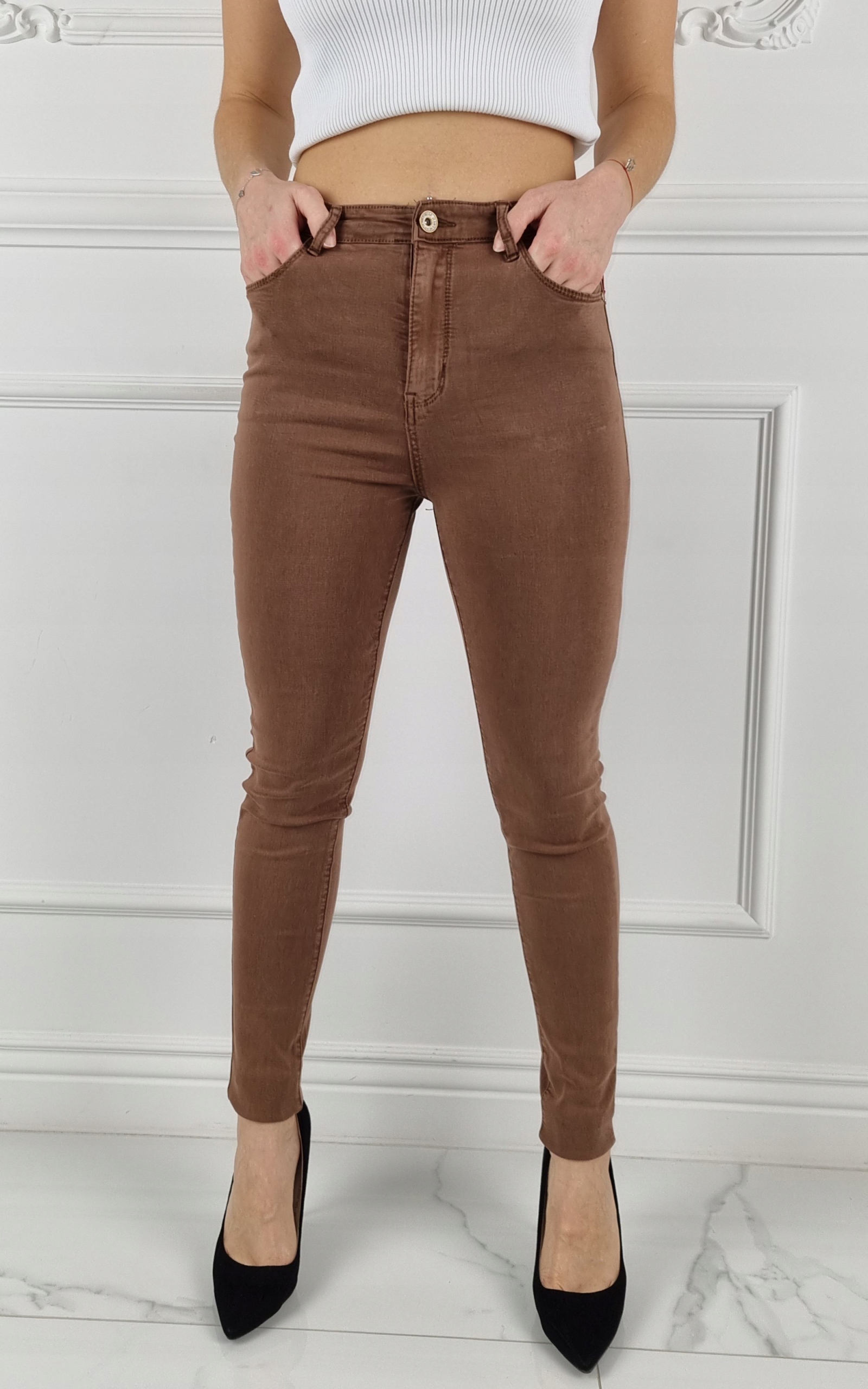 # DAMSKIE SPODNIE JEANSOWE WYSZCZUPLAJĄCE KOLORY # Marka inna