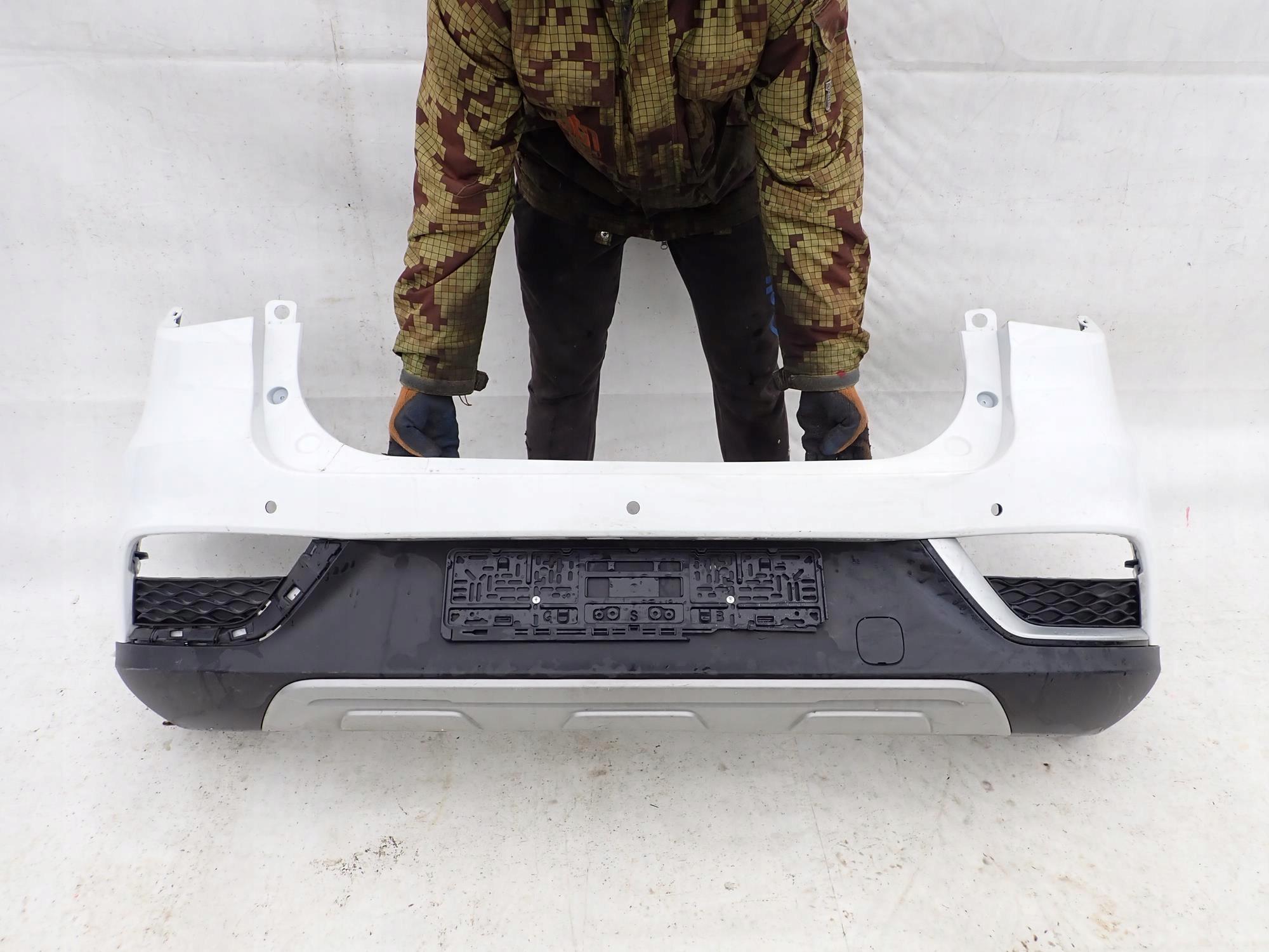 MG ZS 17-19 bumper rear part rear PDC