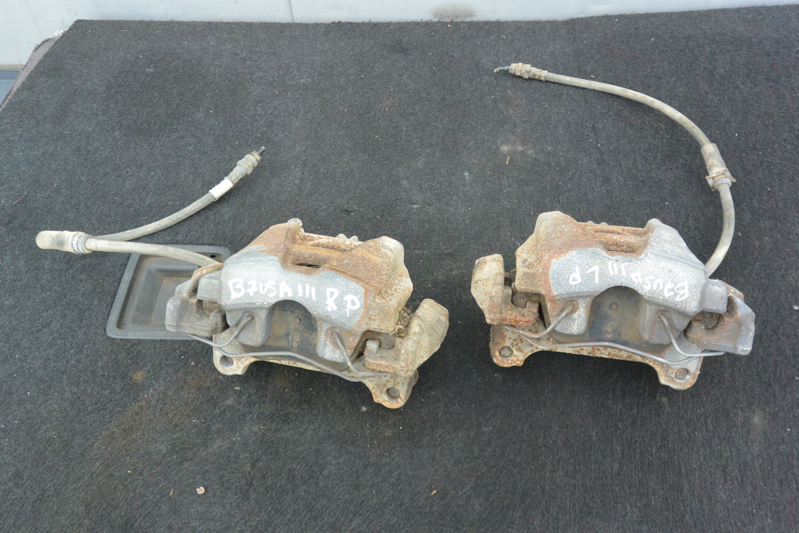caliper brake front left right VW PASSAT B7 USA