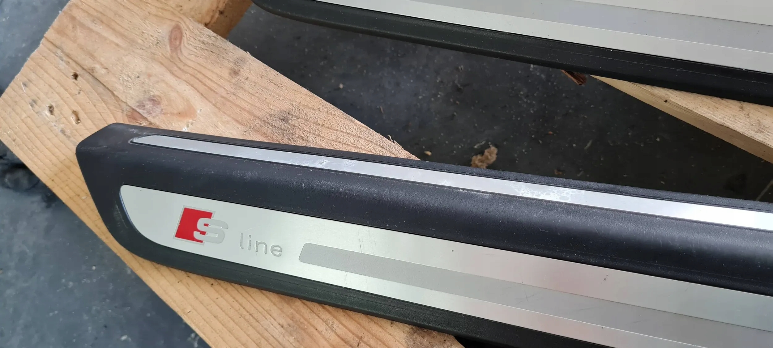 Q5 8R moulding mouldings threshold caps front rear part SLINE