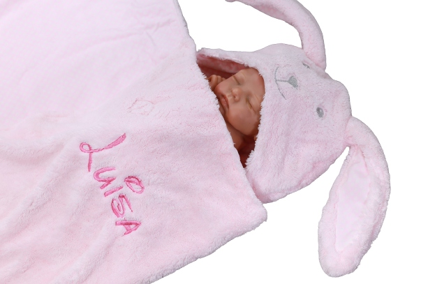 

Kocyk z kapturem 3d Różowy Królik z haftem Imię