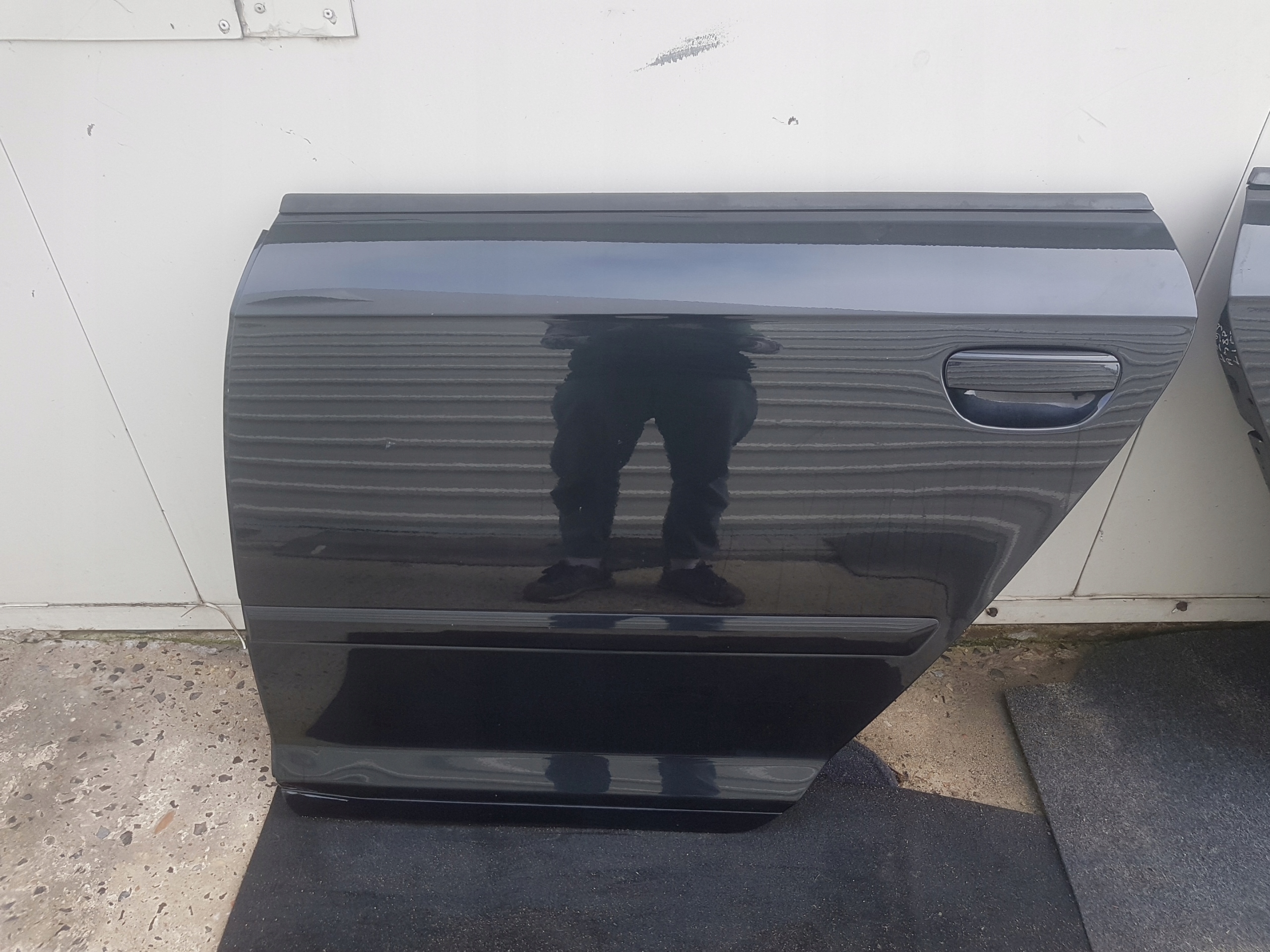 AUDI A3p 04-12r ДВЕРІ ЗЛІВА ЗАДНЄ