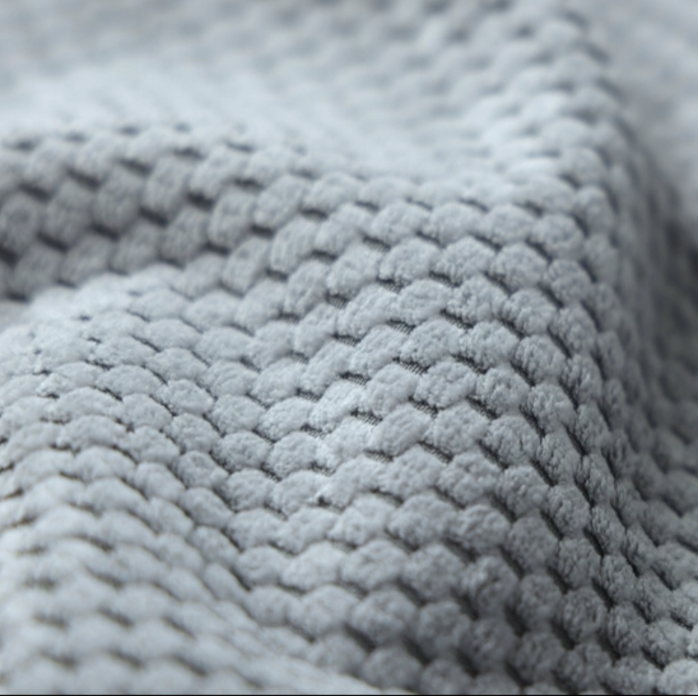 TKANINA DOT WELUR PLAMOODPORNY MATERIAŁ TAPICERSKI SOFT 18 KOLORÓW