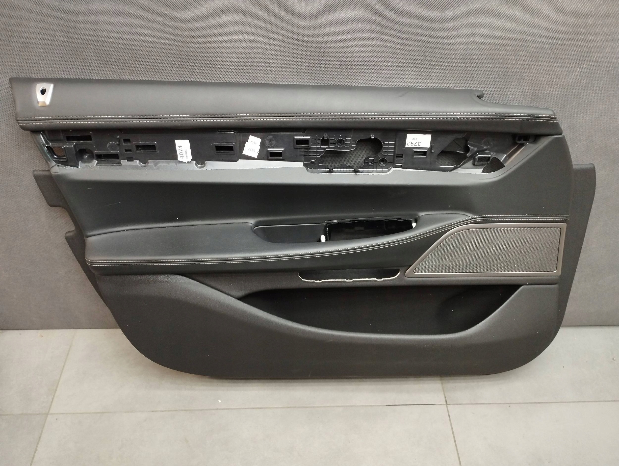 BMW 7 G11 side upholstery door left front 94250521