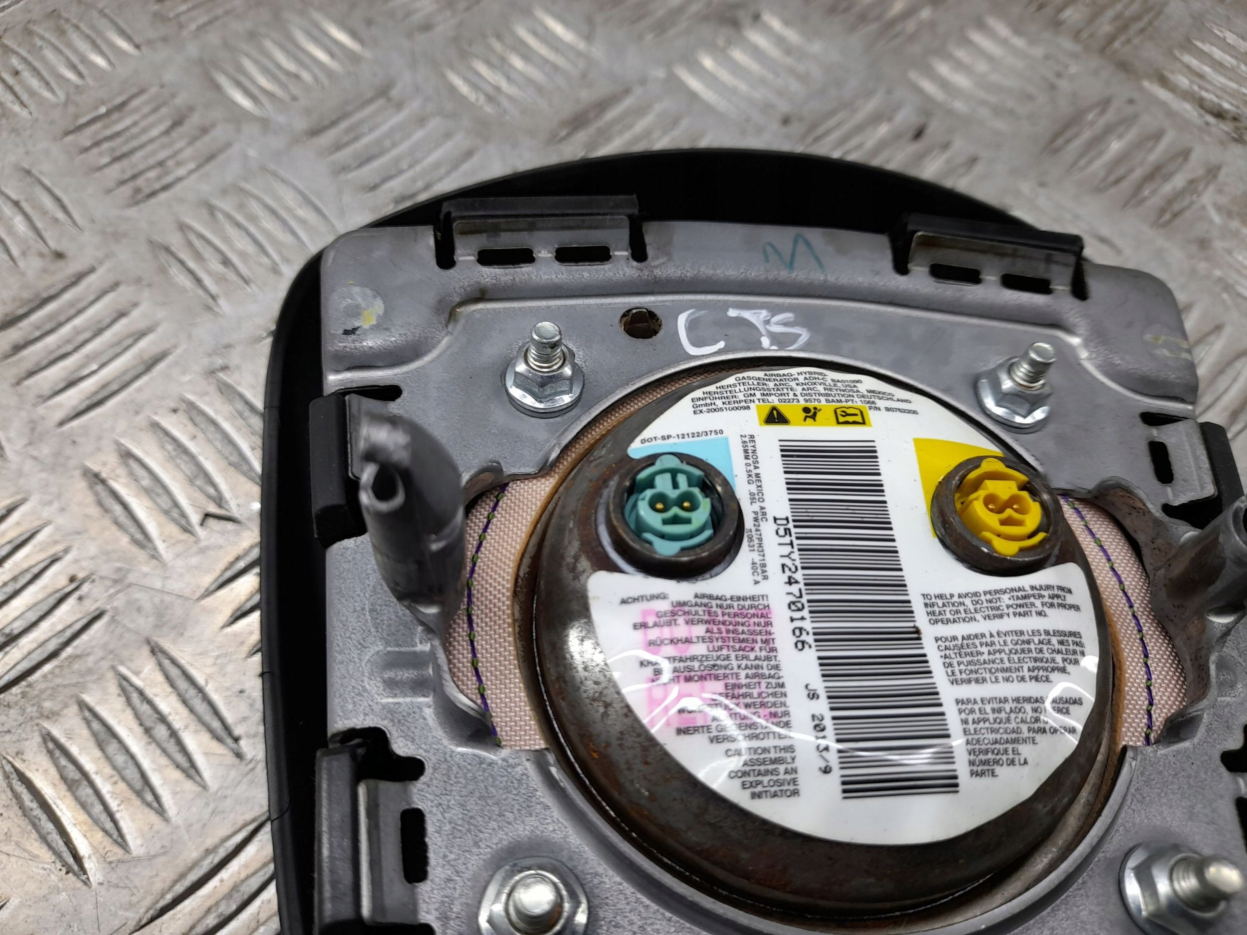 Cadillac CTS 22823445 перед Подушки