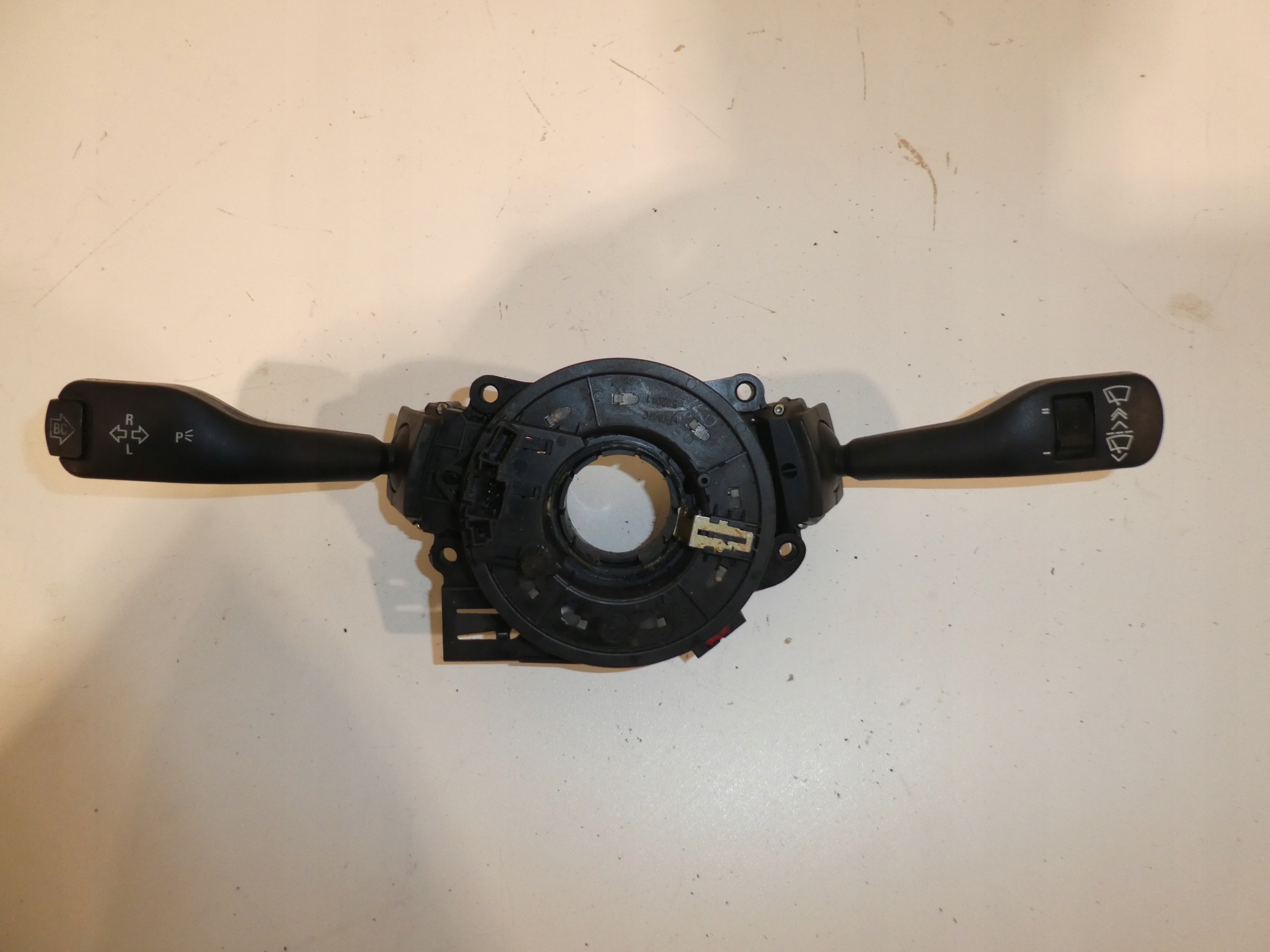 DEVIO LUCI TERGICRISTALLO TERGI DEVIO LUCI DEVIO BMW E46 83764449L