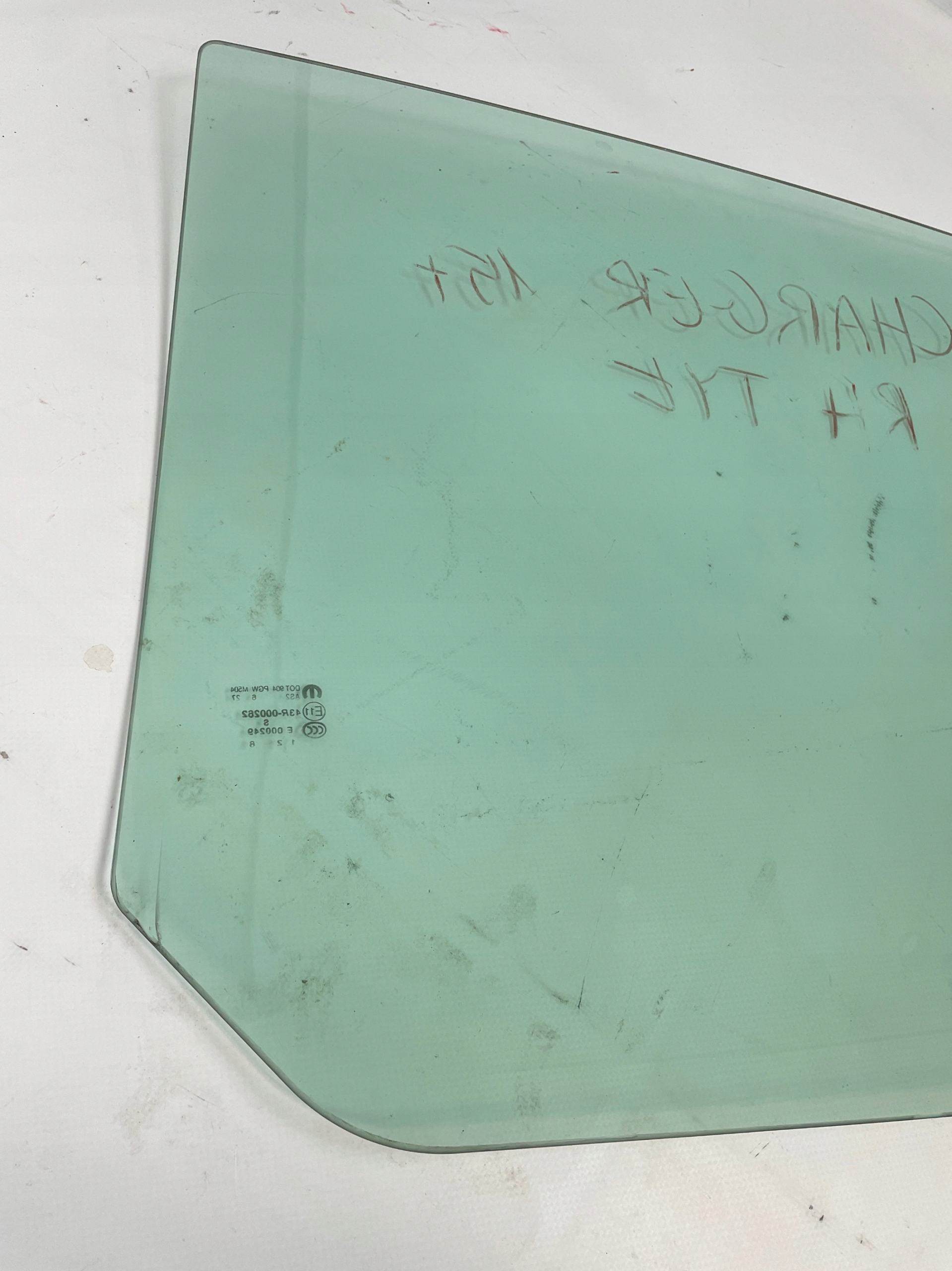 Dodge Charger 2015+ lift window right rear part