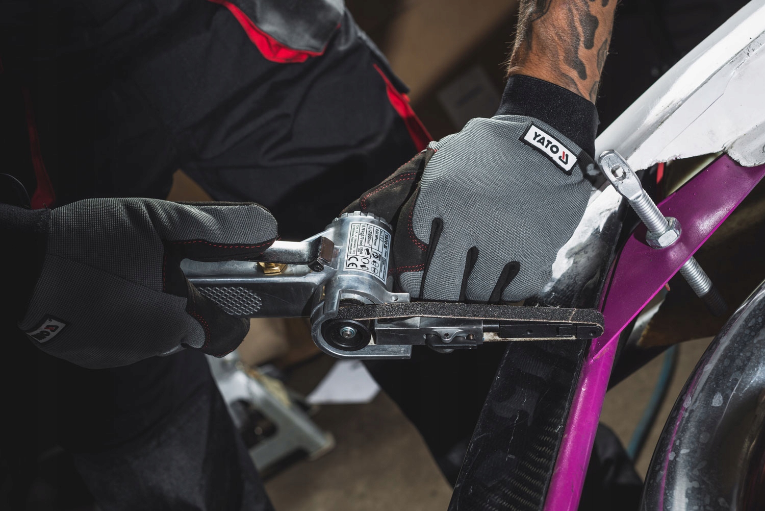 SZLIFIERKA TASMOWA CZOLG PNEUMATYCZNA YATO 10x330 EAN 5906083097416