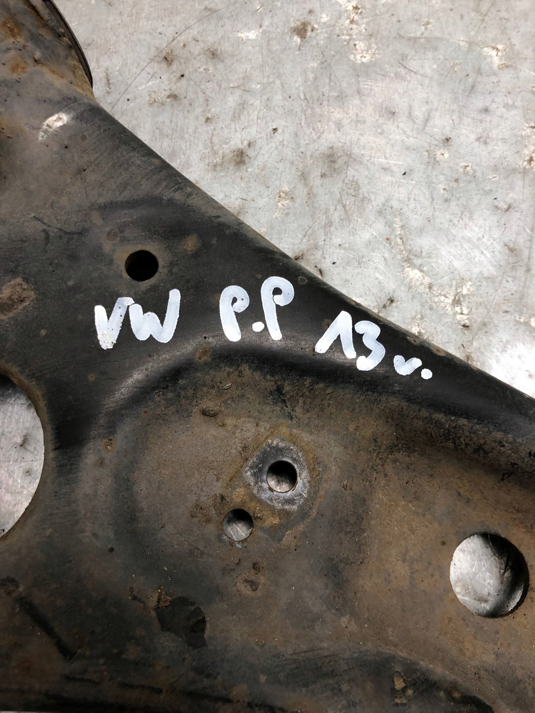 arm right front VW AUDI 1K0407166C