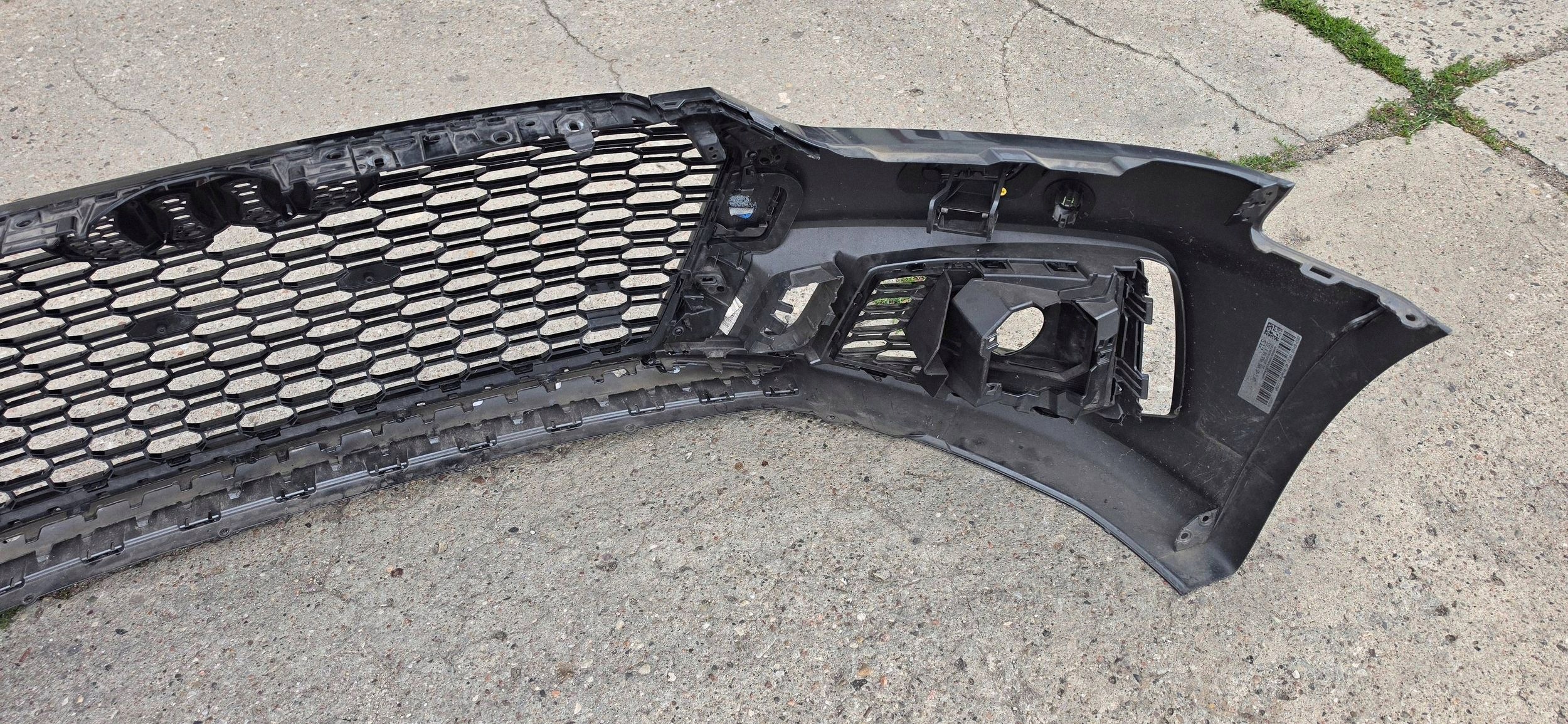 Audi RS5 8w6 before lift 2017-2020 8w6807437 front bumper grill