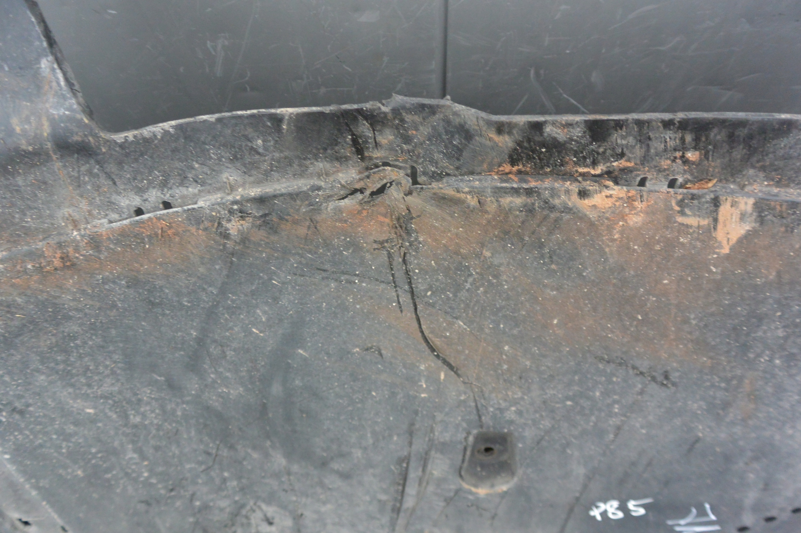 ABDECKUNG UNTER STOSSSTANGE HECK TESLA MODEL S 12-16
