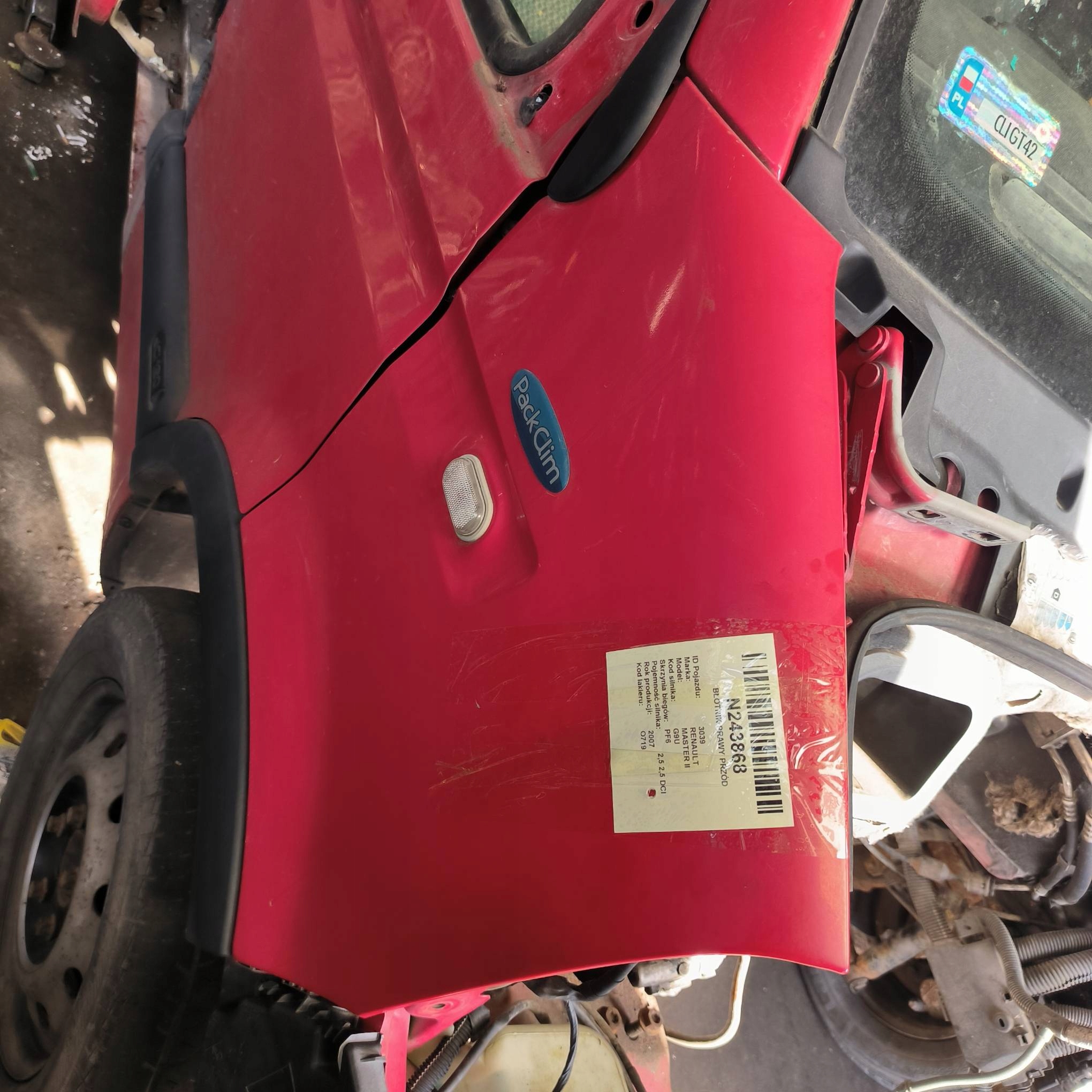 fender right front O719 RENAULT MASTER II