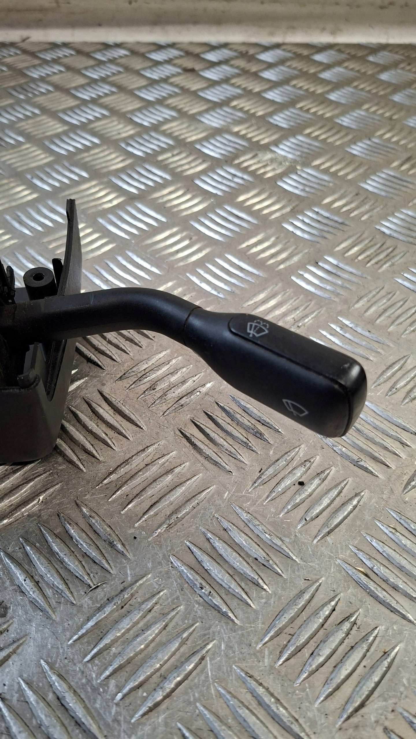 Commodo essuie glace AUDI 80 B4 2.0