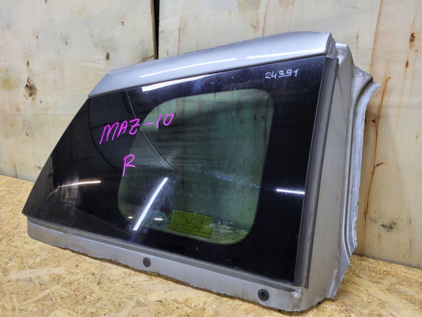 window bodywork rear part right side Mazda 5 2 2011