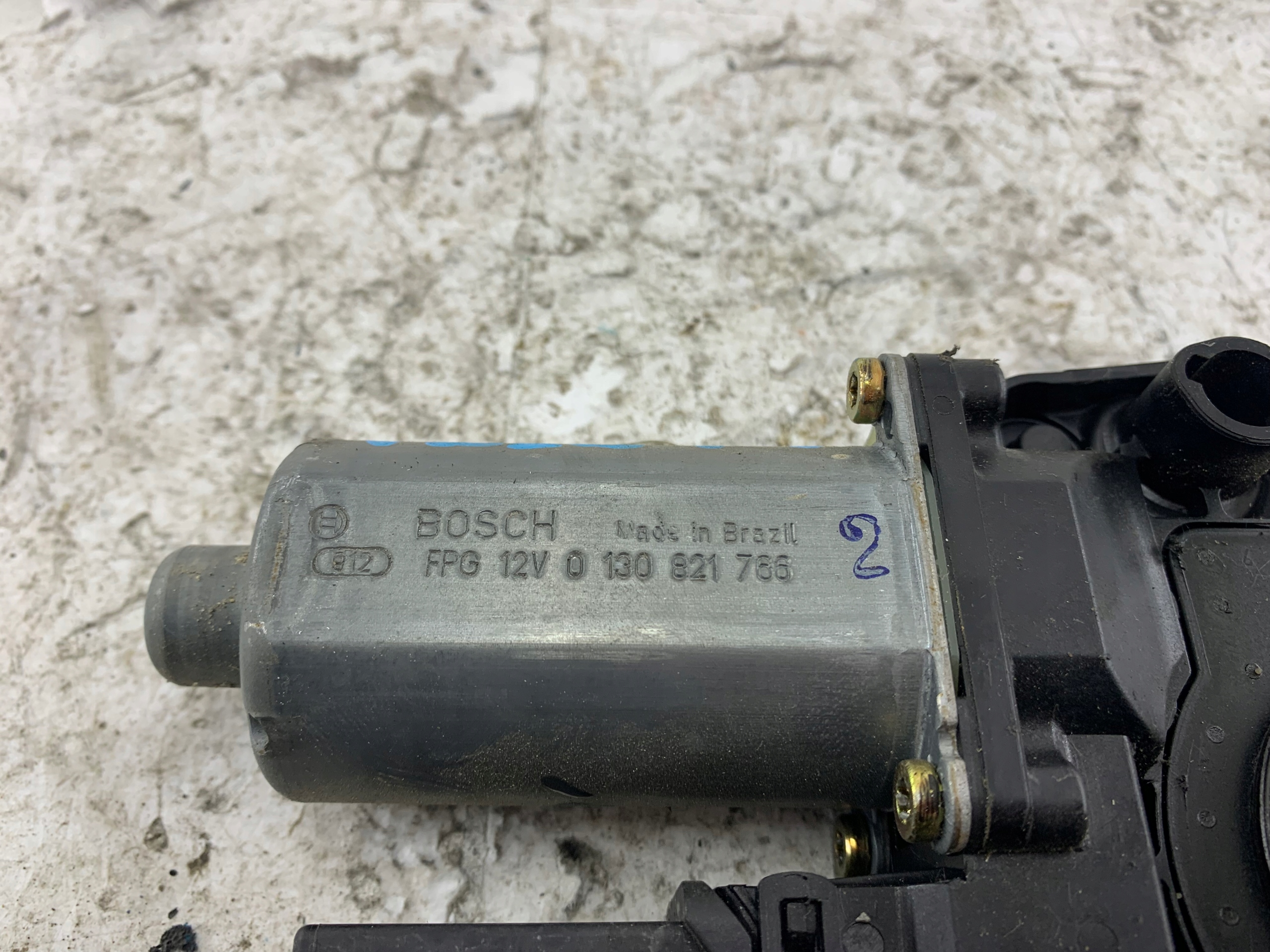 VW POLO 9N IV mini motor windows right rear part 6Q5839752E