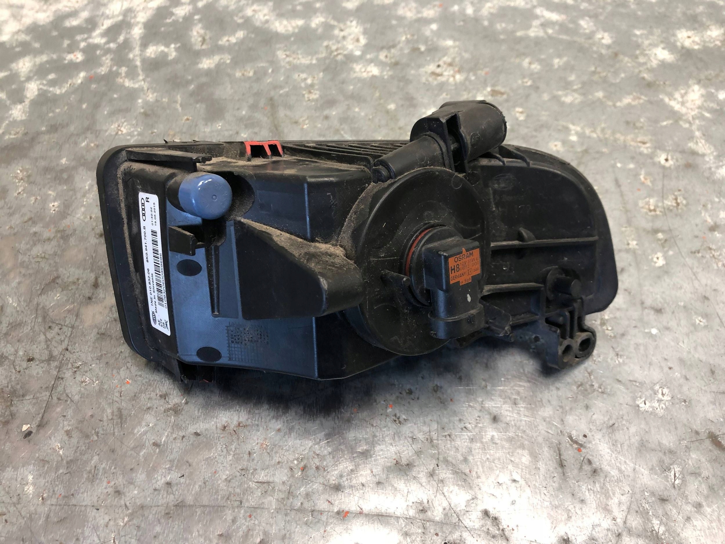 fog light right front AUDI A4 B8 LIFT 8K0941700B