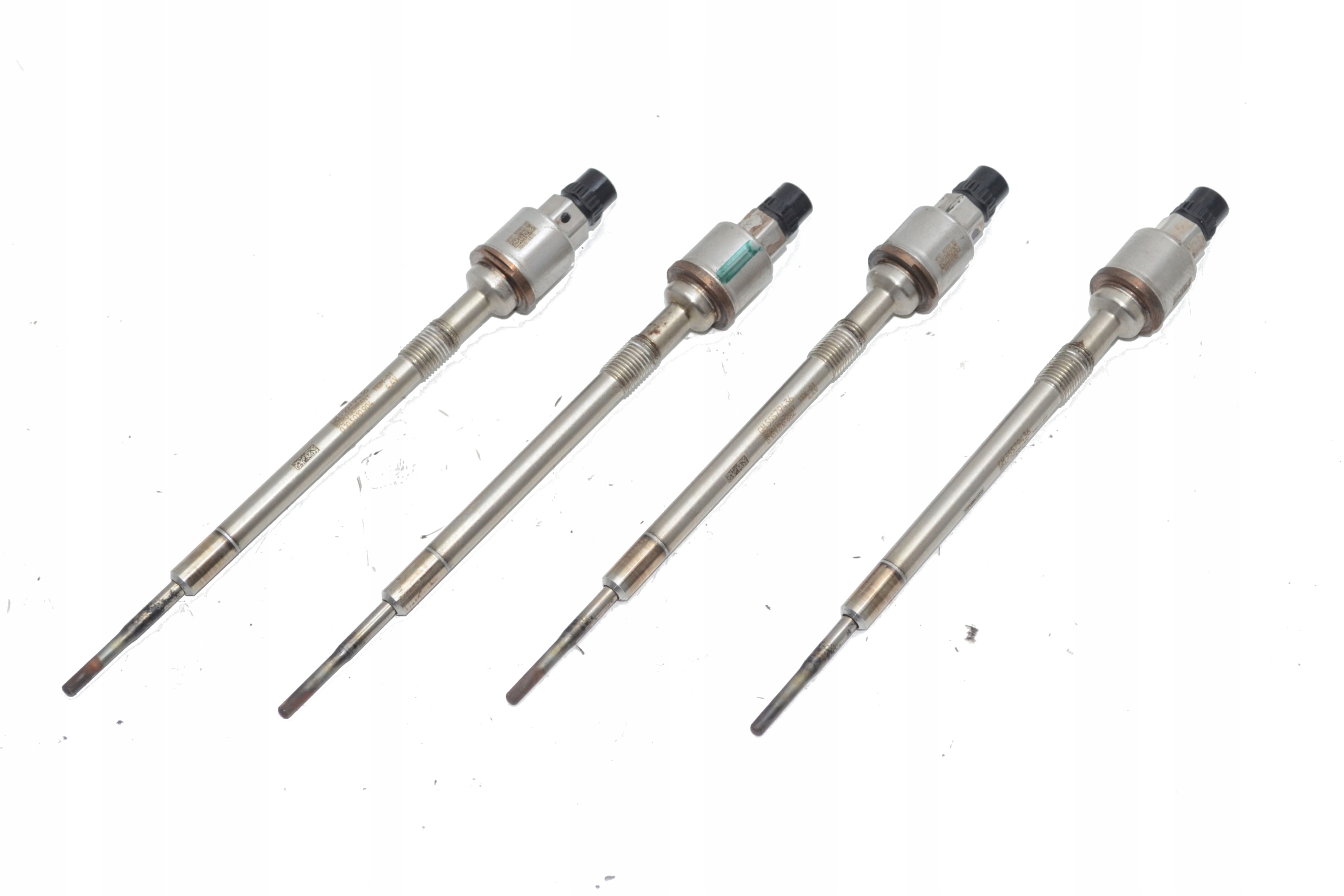 Świeca świece żarowe ZAFIRA C 2.0 CDTI 08-13r 55579436