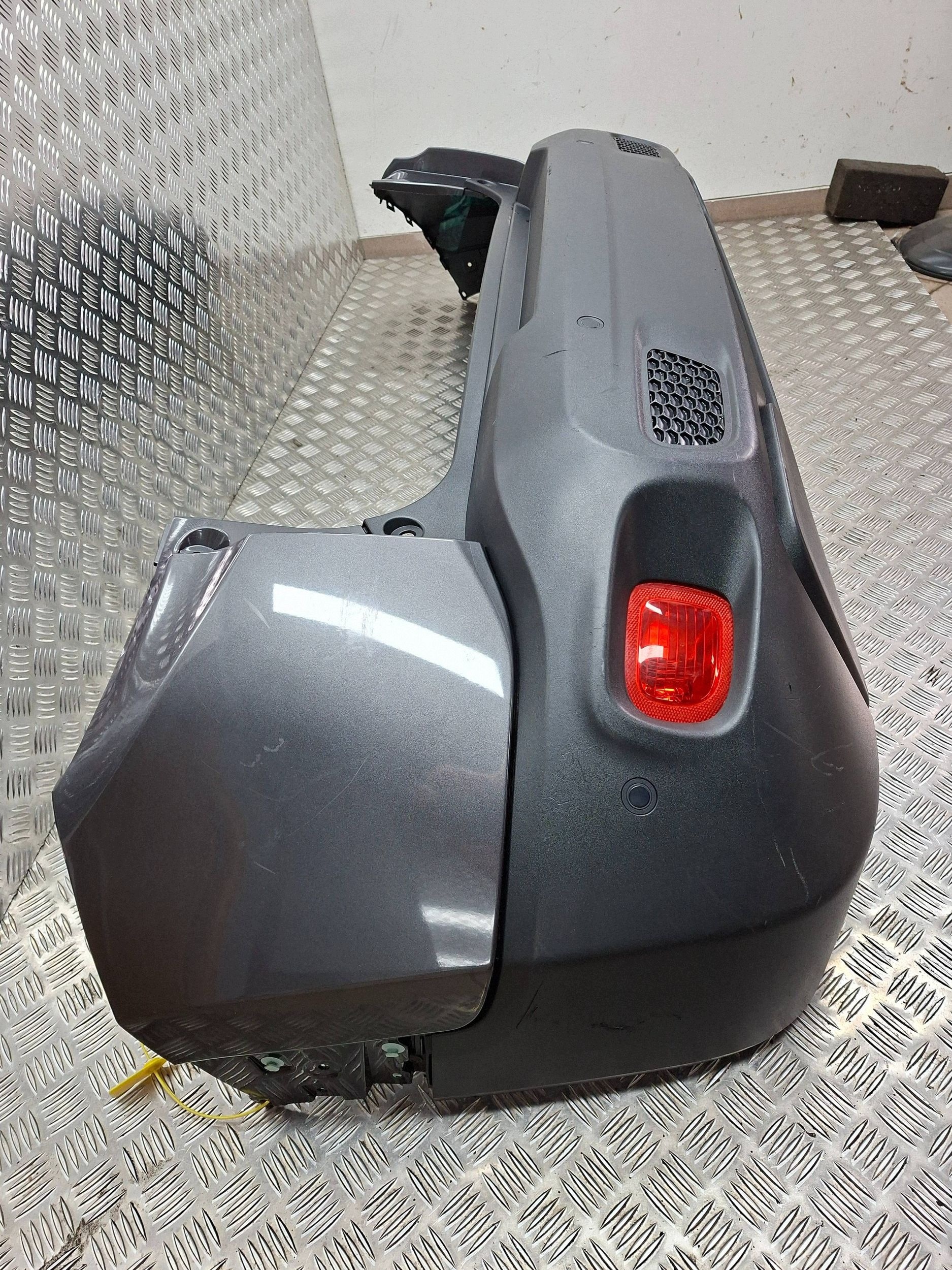 bumper rear part JEEP RENEGADE 14-22 PDC complete 735579025