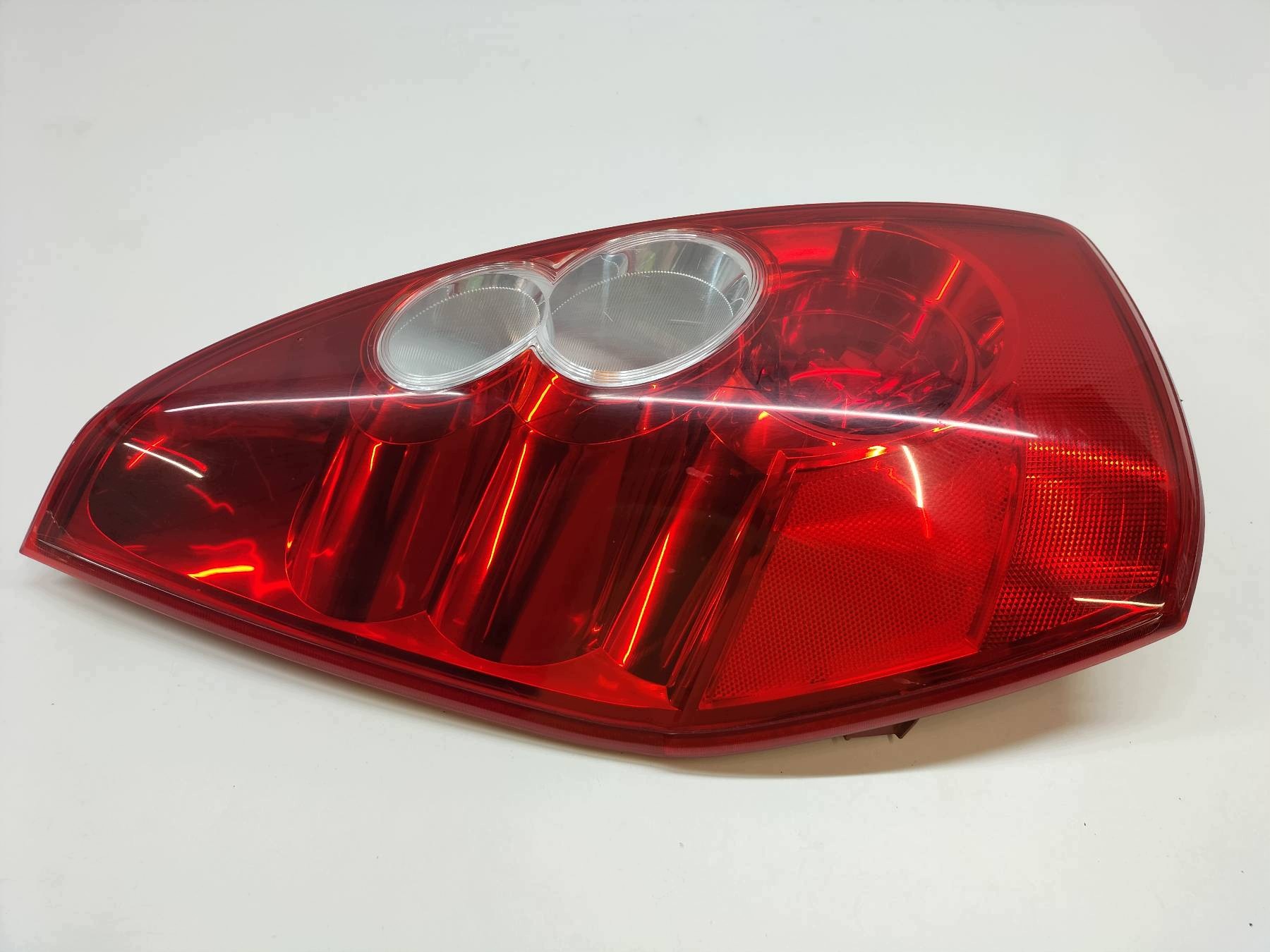 licht heck links EU Mazda 5 und (2005-2010)
