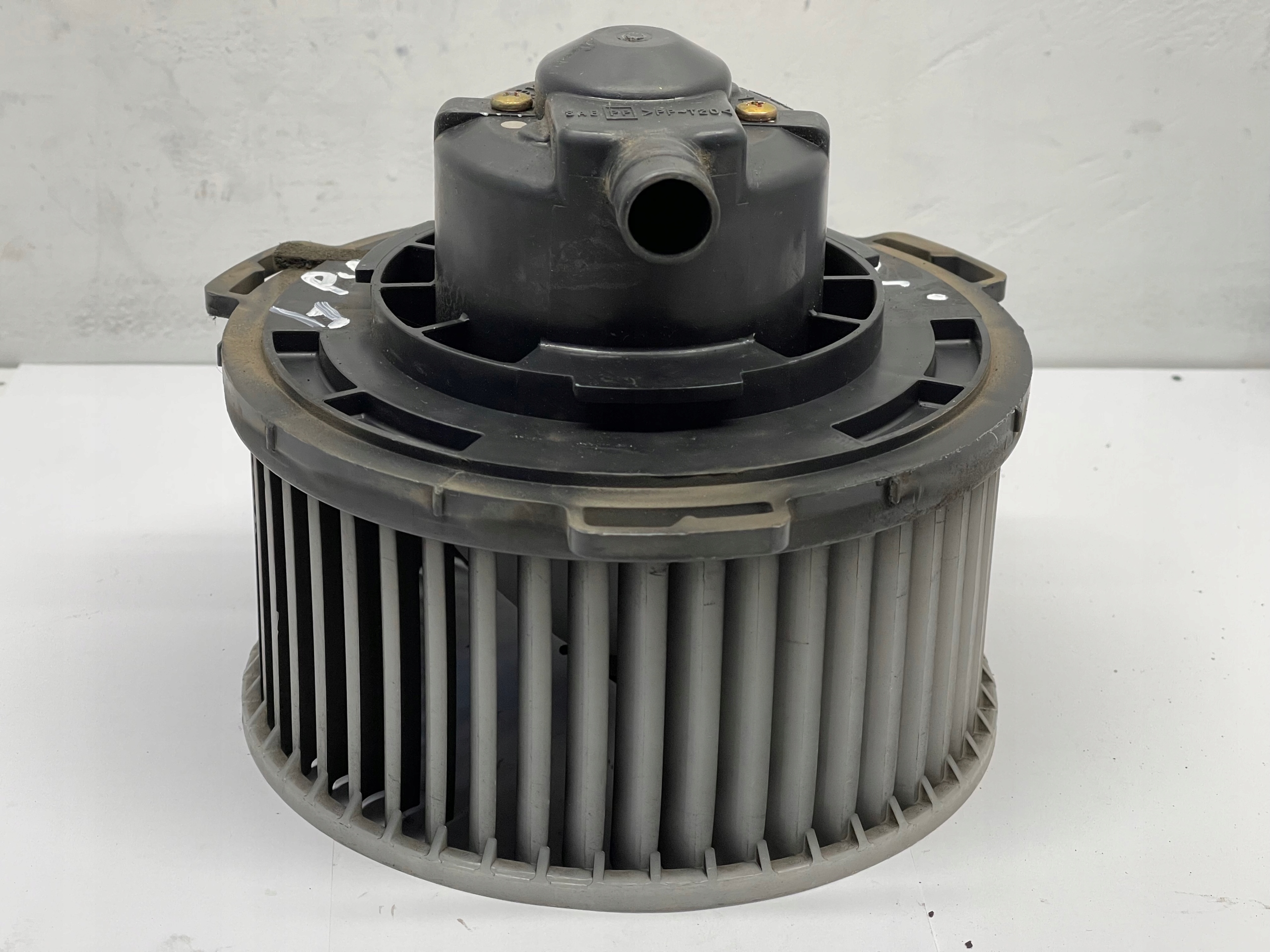 ventilátor topení MAZDA PREMACY 894000-0