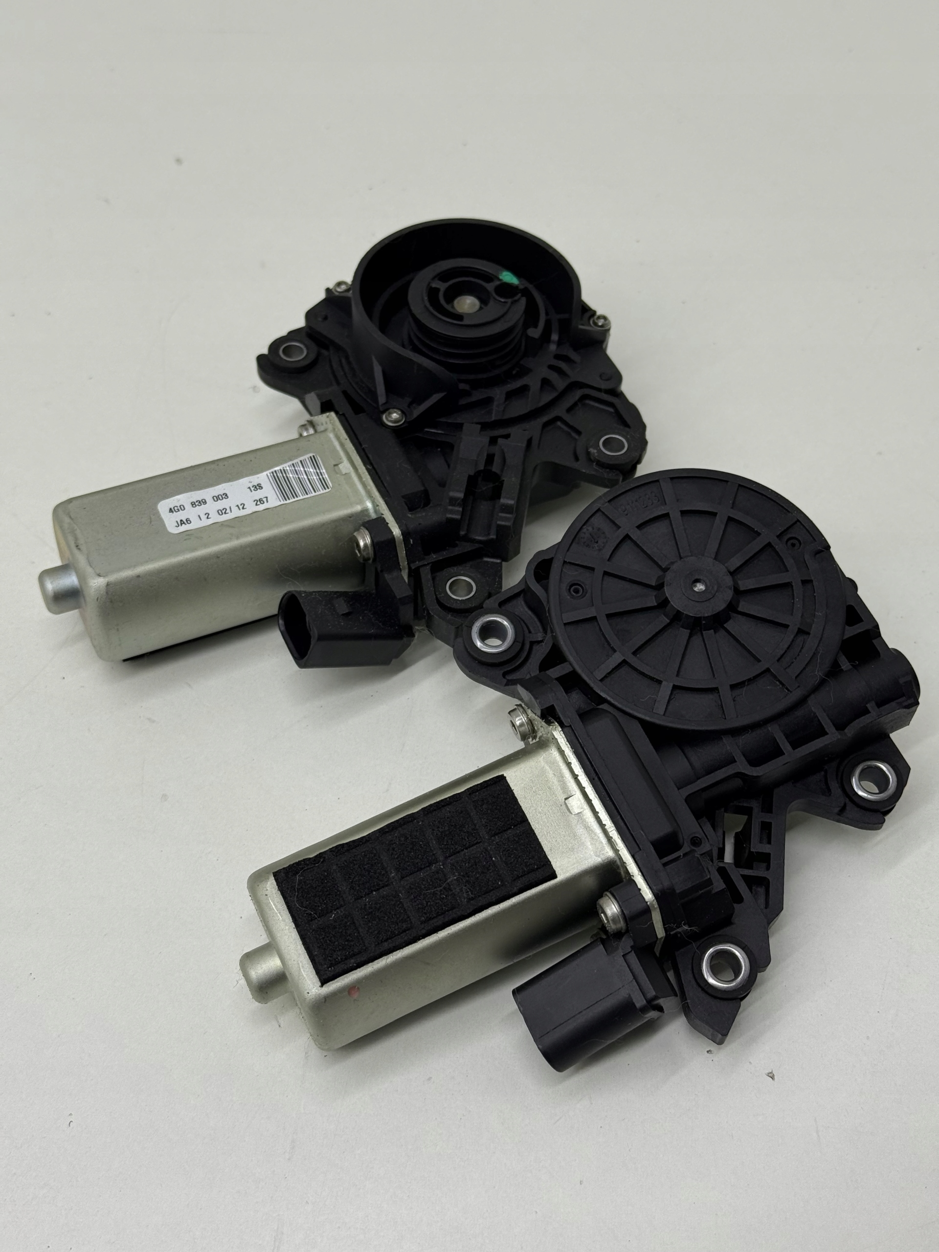 AUDI A6 S6 RS6 A7 C7 dociag dociagi door left / right