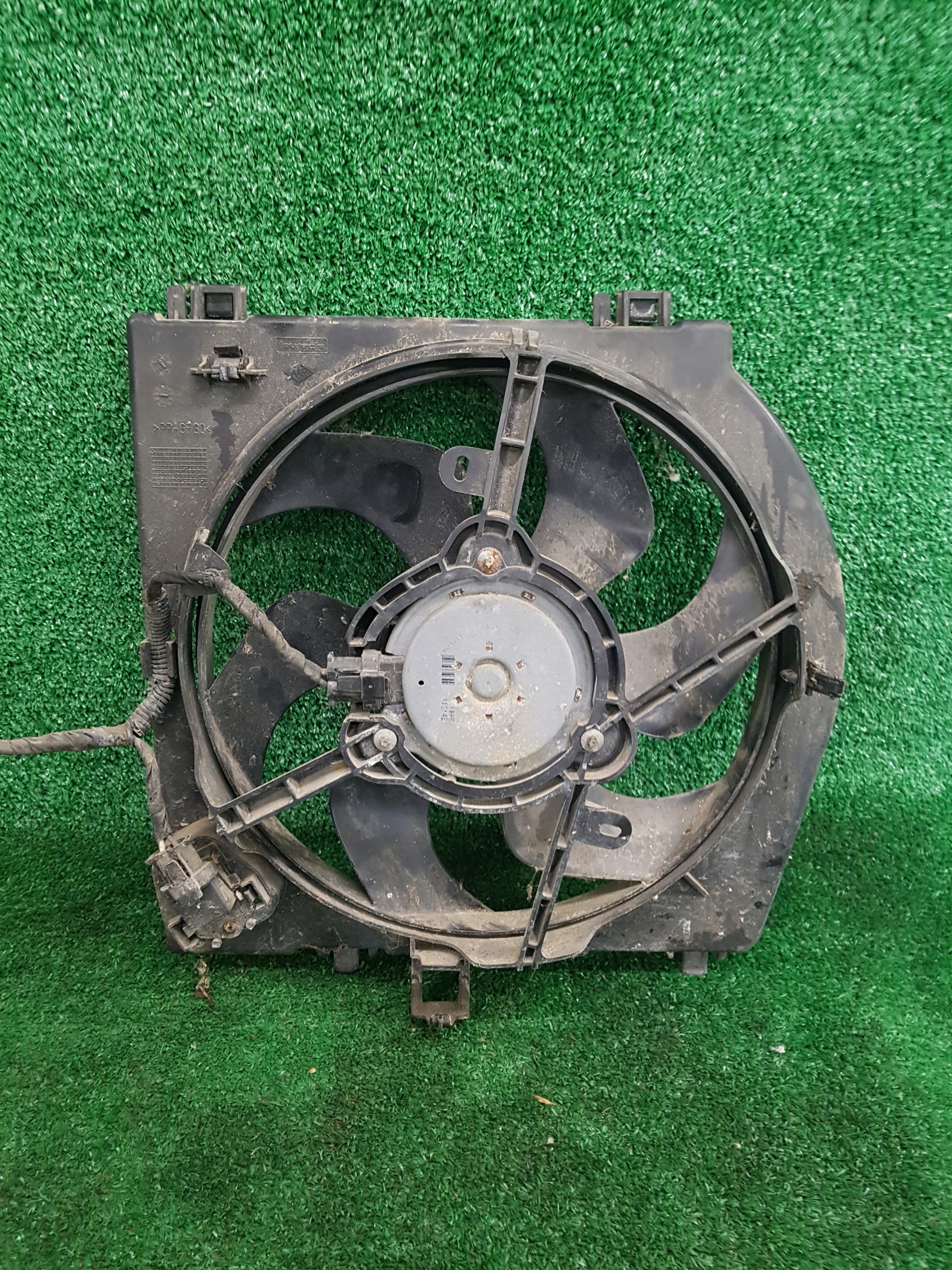 ventilátor chladiče RENAULT TWINGO 2 8200531118
