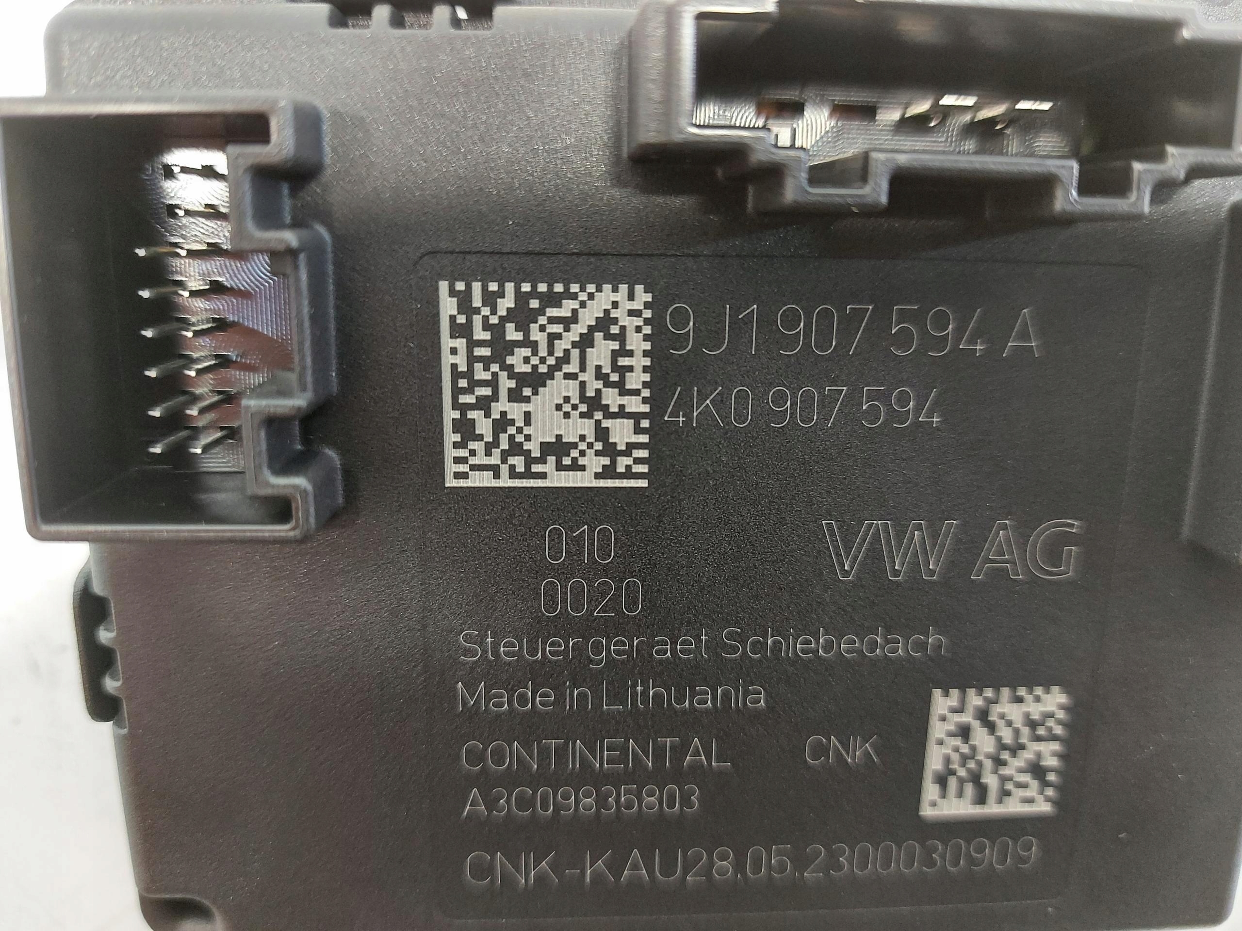 Porsche Taycan GTS 9J1 2023r modul Bedienteil Schiebedach 9J1907594A