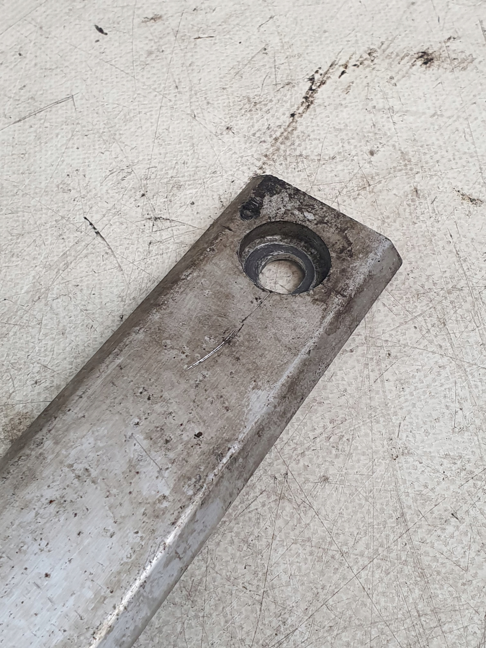 sider console pillar OE A2126190125 MERCEDES W212 2.2CDI 10r.